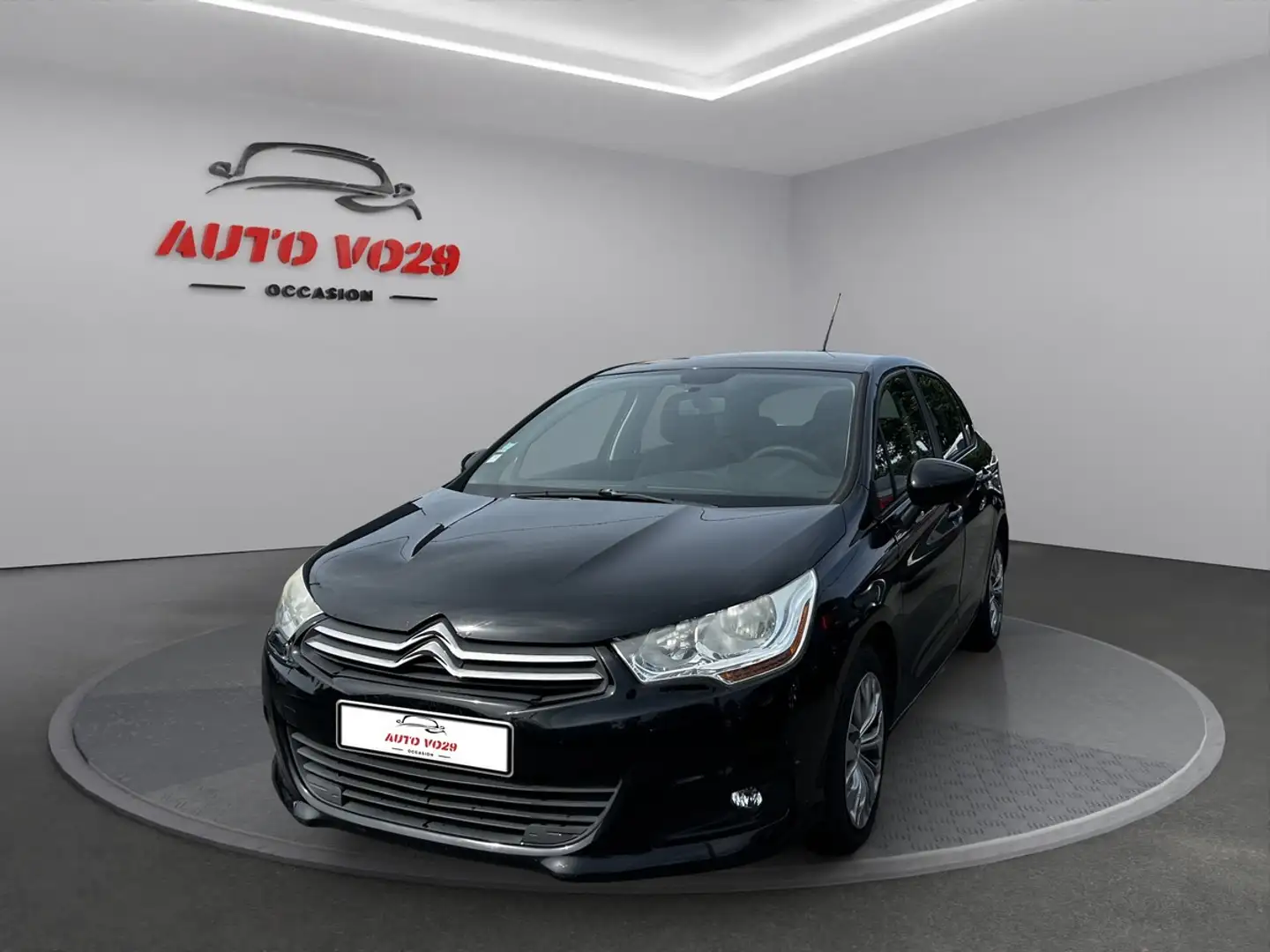 Citroen C4 1.6 HDI 90 Noir - 1
