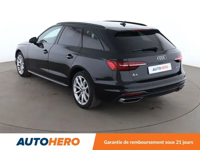 Audi A4 view 4