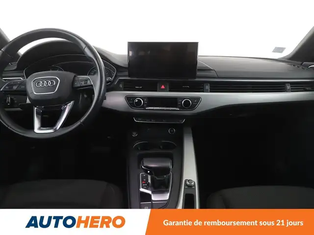 Audi A4 view 12