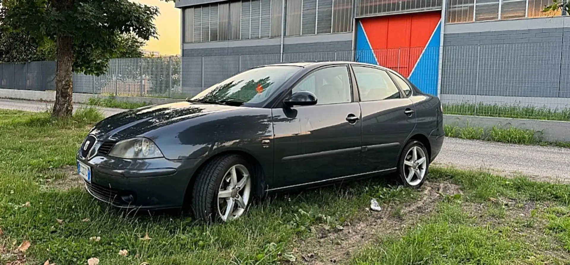 SEAT Cordoba 4p 1.9 tdi - 1