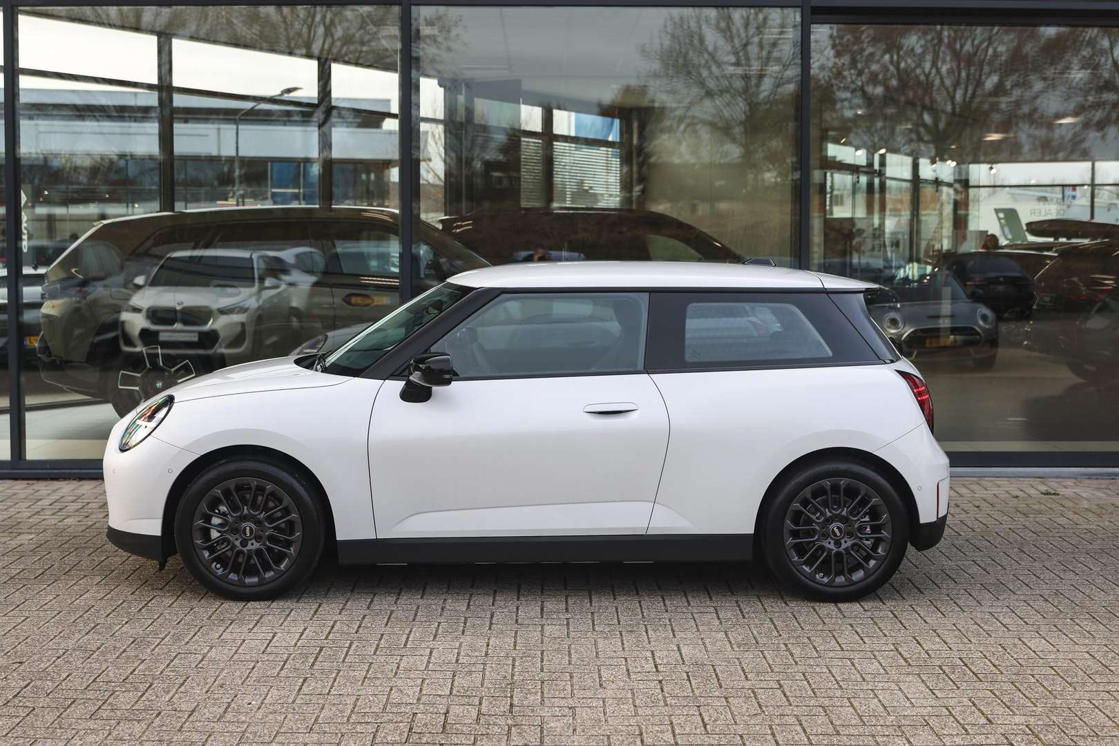 Mini Hatchback Essential Cooper SE - - Joinsteer - #5