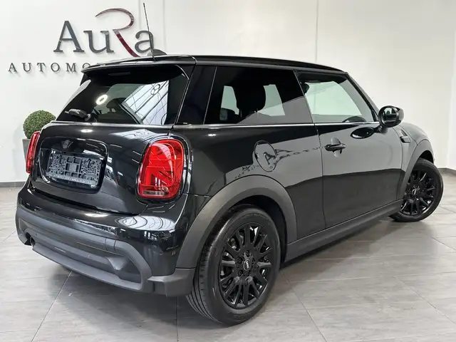 Mini Cooper Cooper view 4