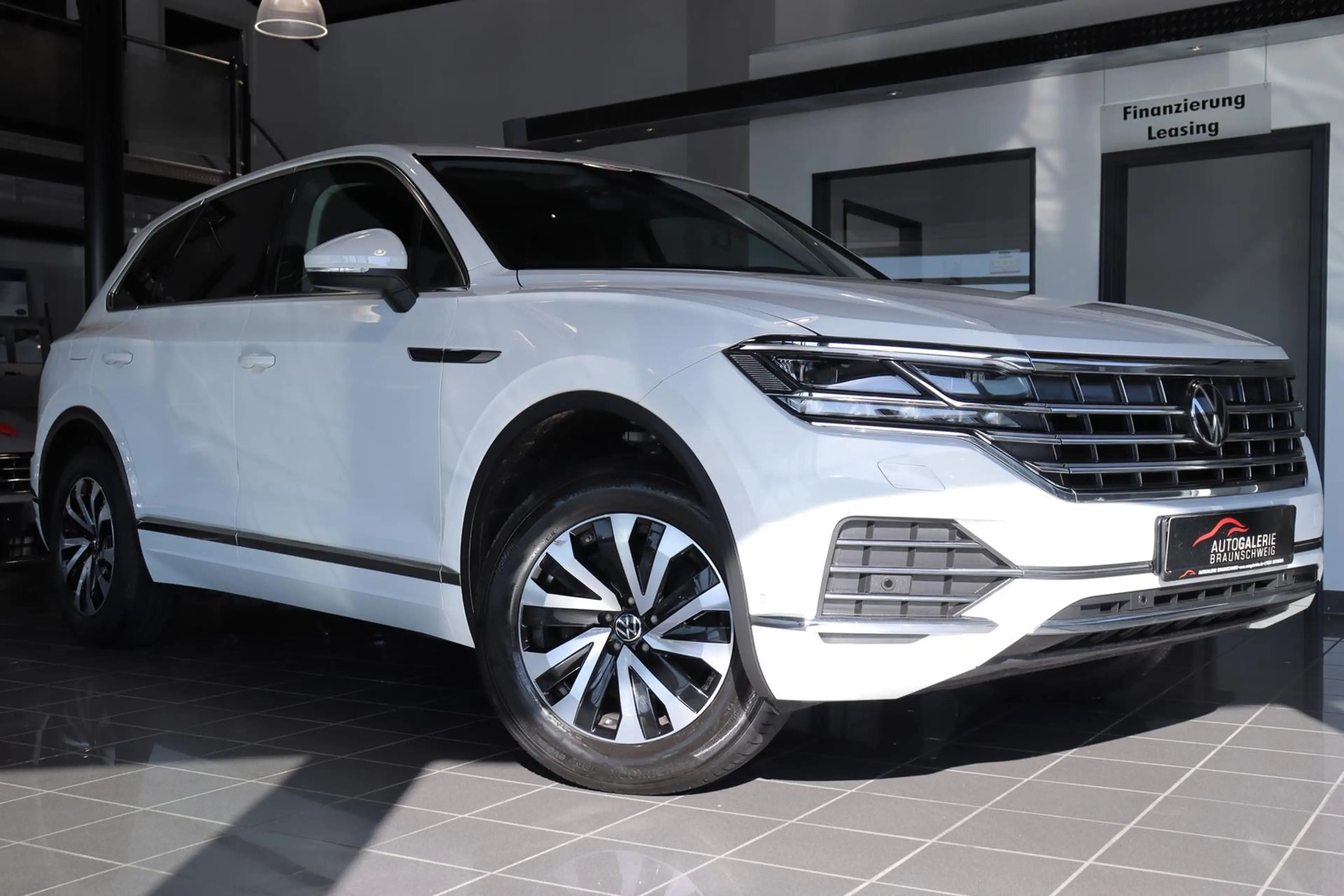 Volkswagen Touareg 3.0 TDI Elegance 4M *MATRIX*VIRTUAL*AHK* — photo 9