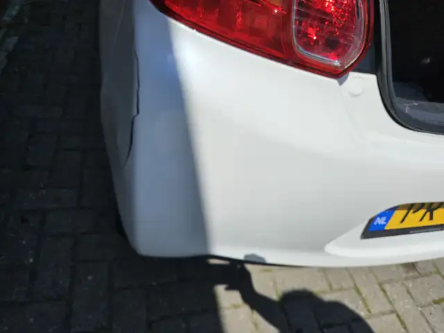 Mitsubishi Space Star view 16