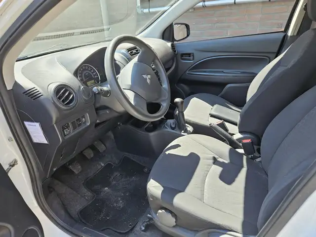 Mitsubishi Space Star view 4
