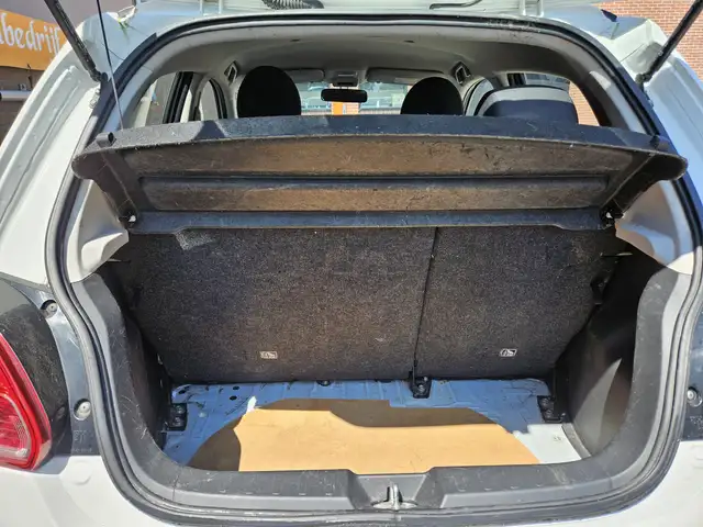 Mitsubishi Space Star view 17