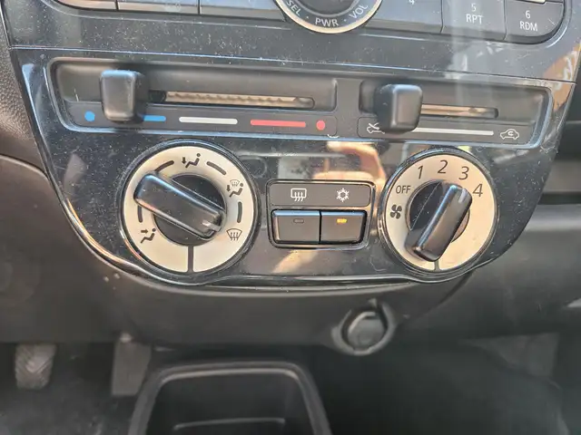 Mitsubishi Space Star view 8