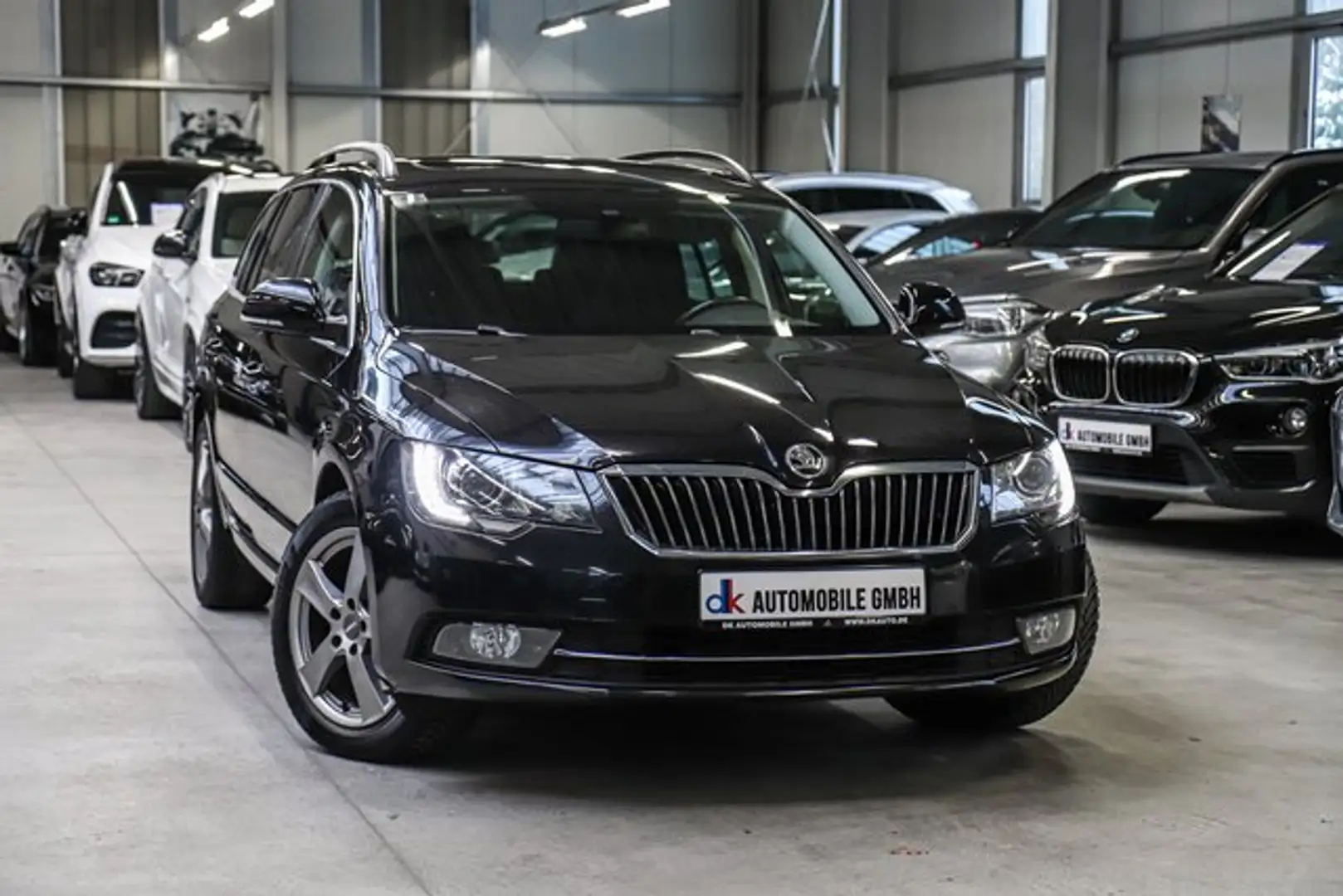 Skoda Superb Combi Exclusive Aut/PANORAMA/ANHÄNGER/NAVI Noir - 2