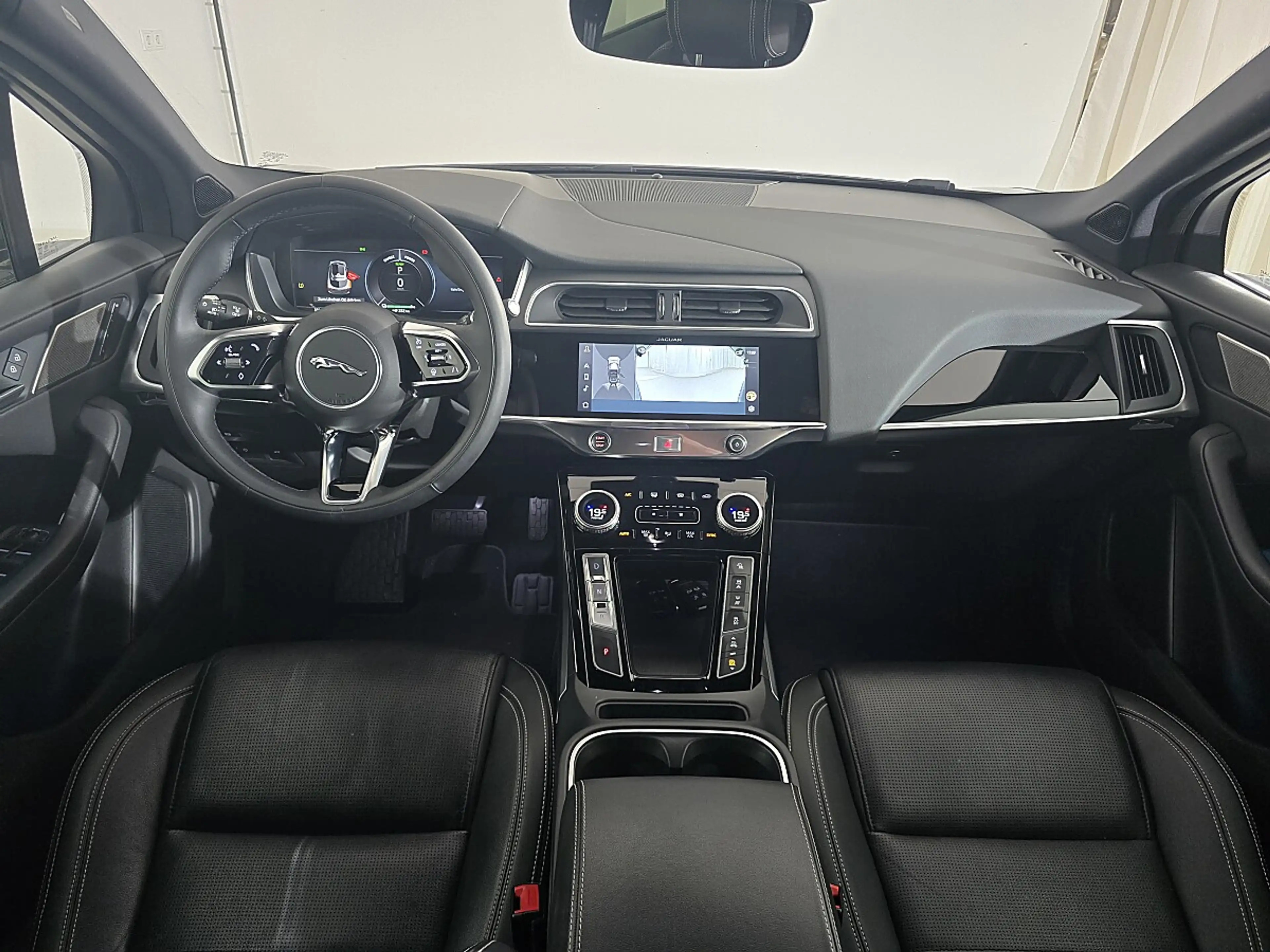 Jaguar I-Pace Austria Edition EV320 AWD | gebaut in Graz, ver... — photo 5