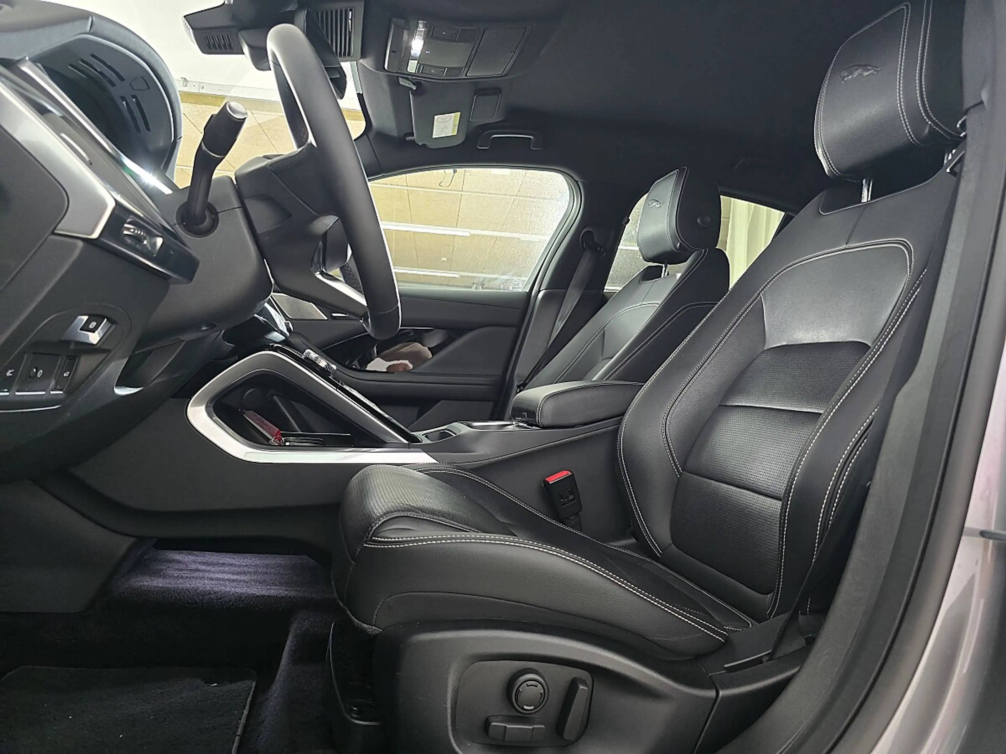 Jaguar I-Pace Austria Edition EV320 AWD | gebaut in Graz, ver... — photo 15