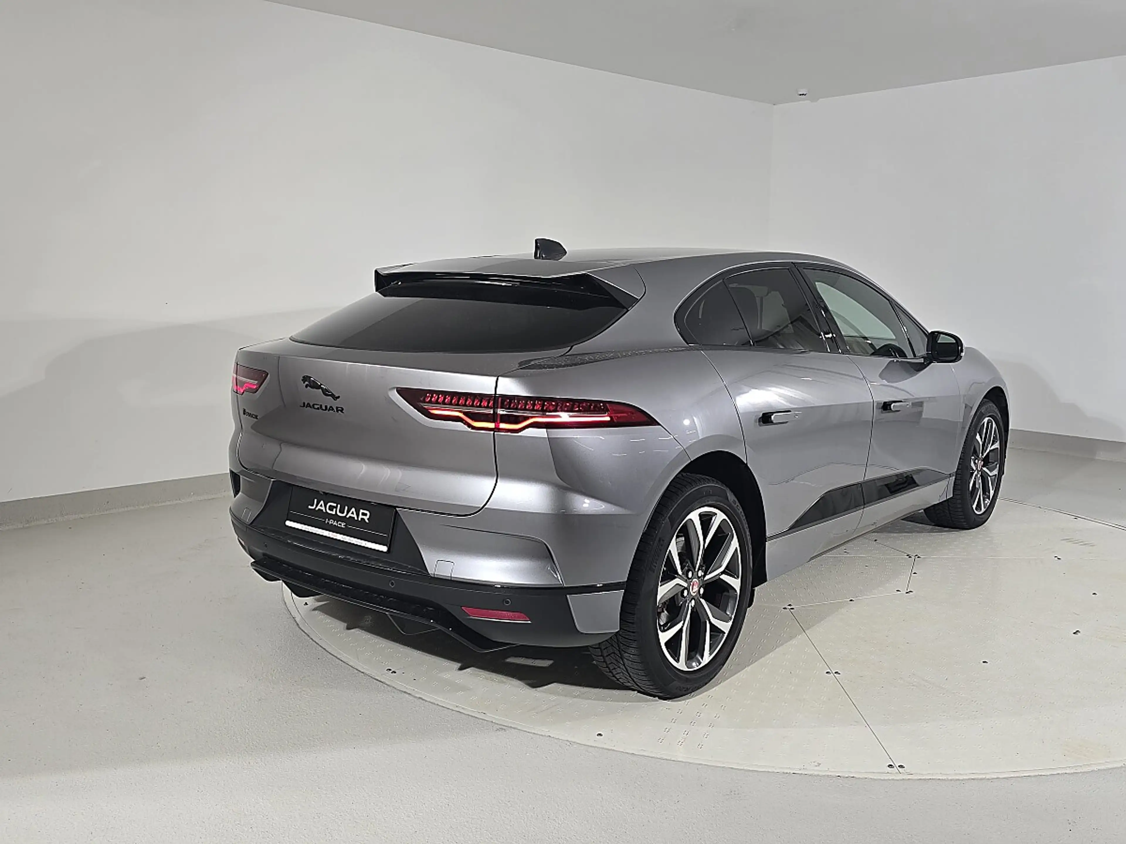 Jaguar I-Pace Austria Edition EV320 AWD | gebaut in Graz, ver... — photo 2