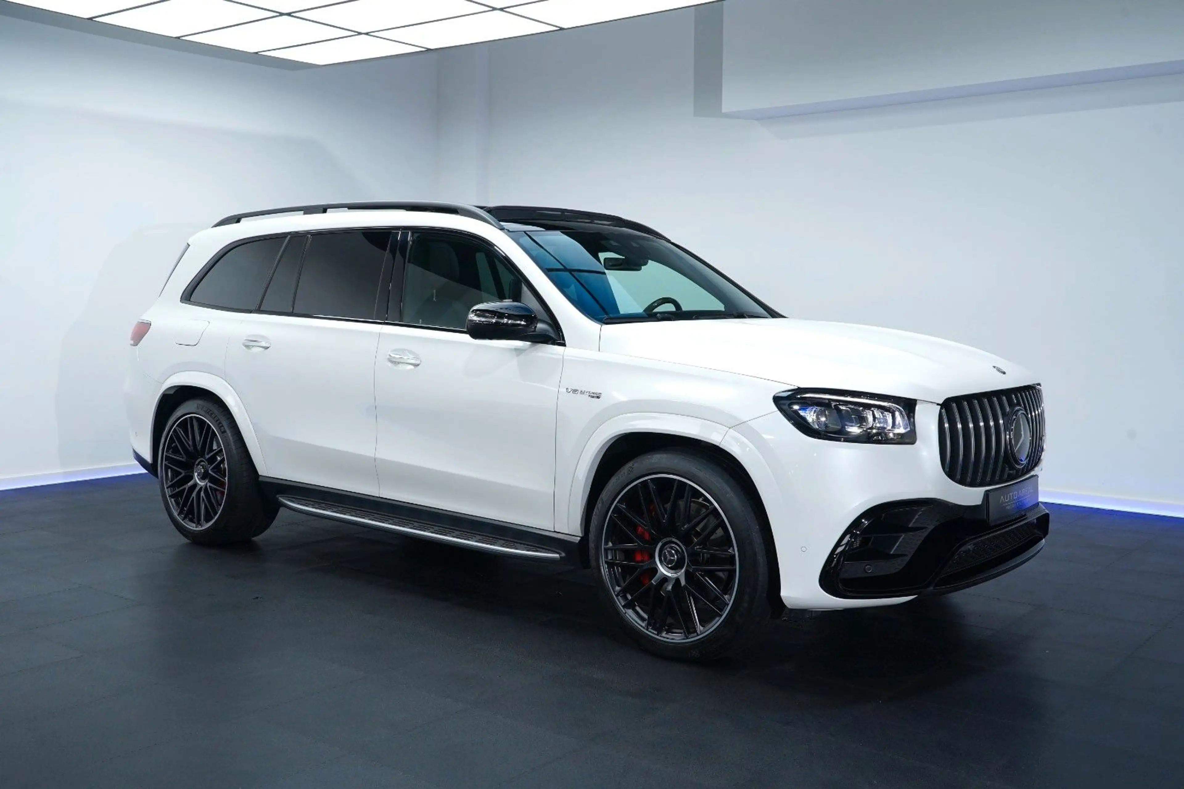 Mercedes-Benz GLS 63 AMG AMG GLS 63 4Matic+ PANO/TV/BURMESTER®/360/23"AMG — photo 5