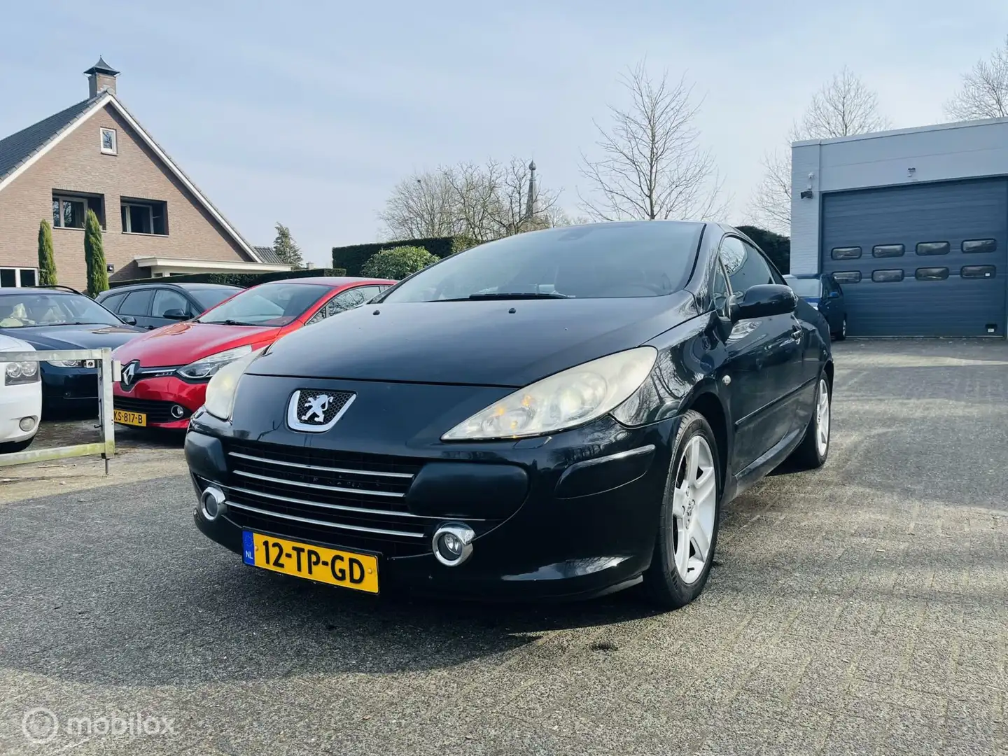 Peugeot 307 CC 2.0 Automaat / Leder / Navigatie / PDC / APK 02 Nero - 1
