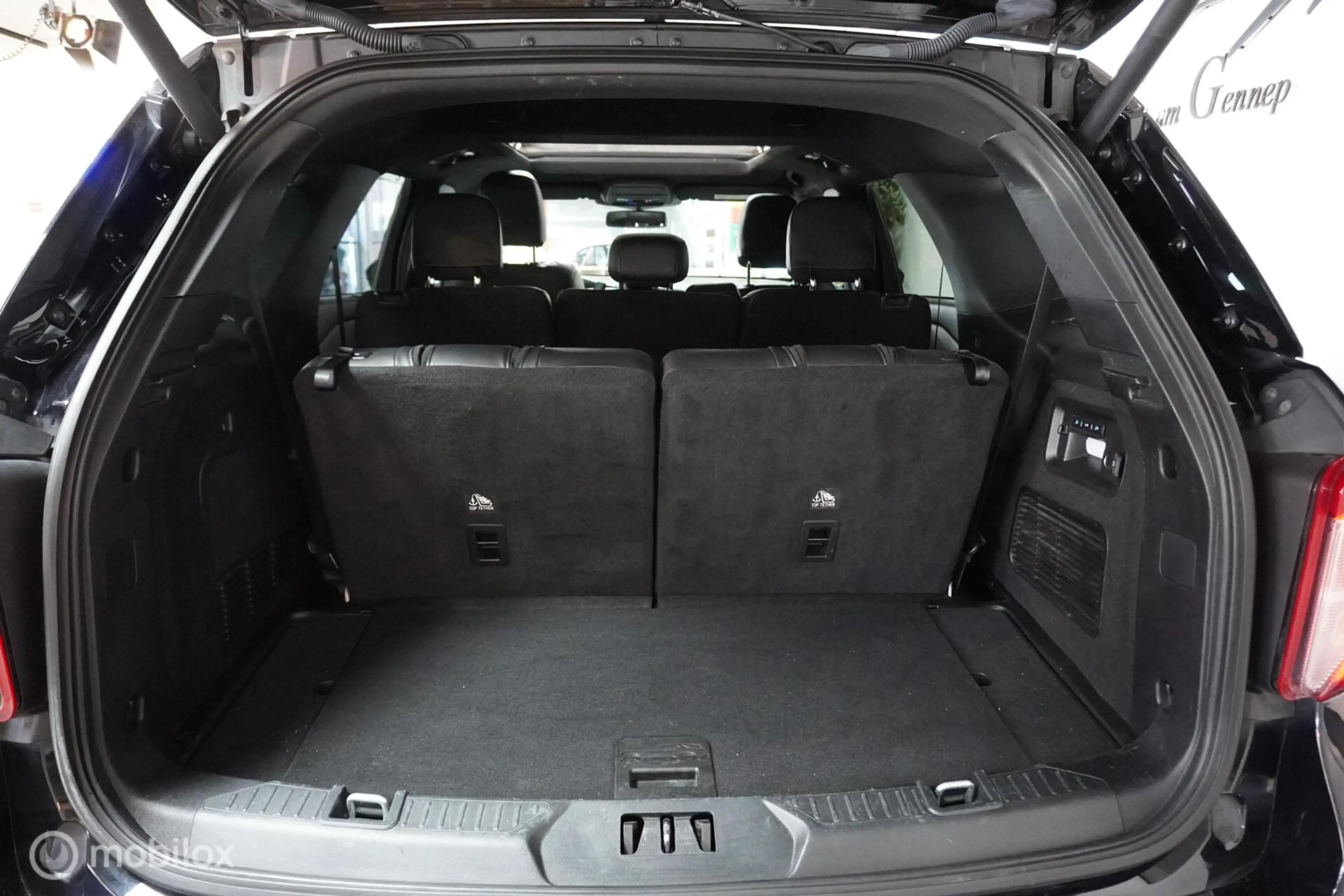 Ford Explorer 3.0 V6 EcoBoost PHEV ST-Line | Trekhaak | — photo 19