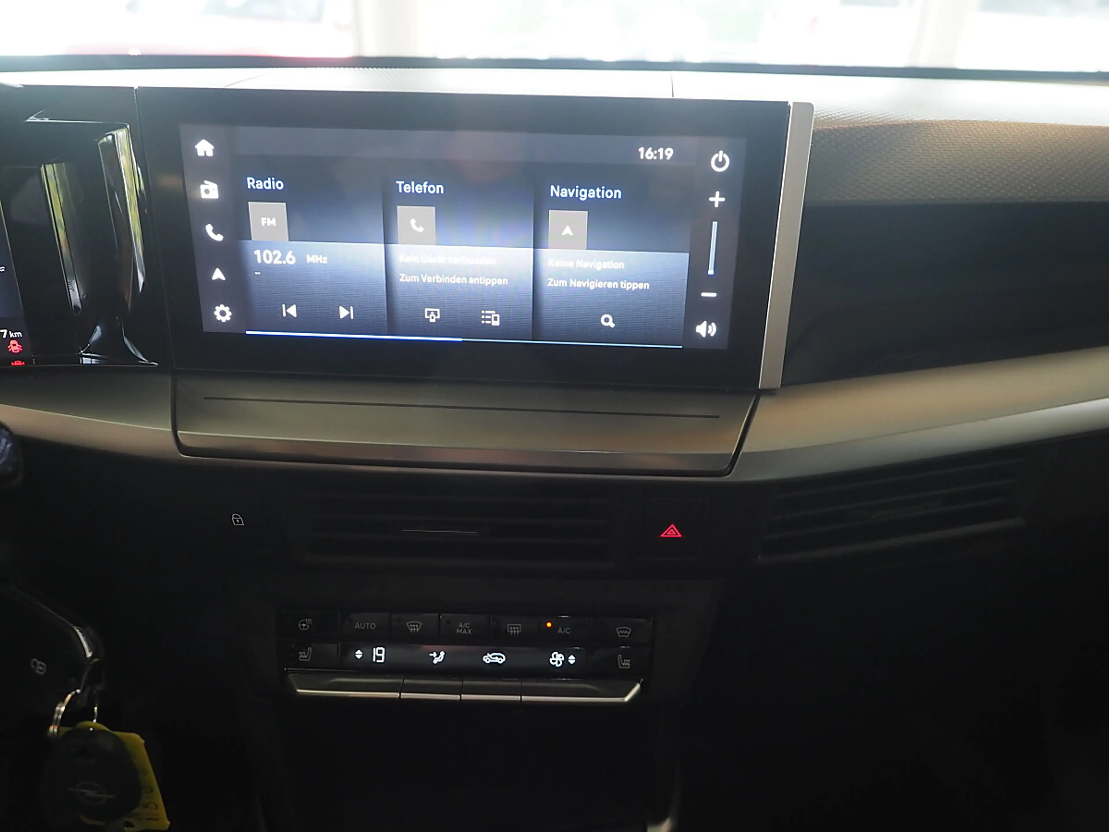 Opel Frontera 1.2 Mild-Hybrid GS — photo 13