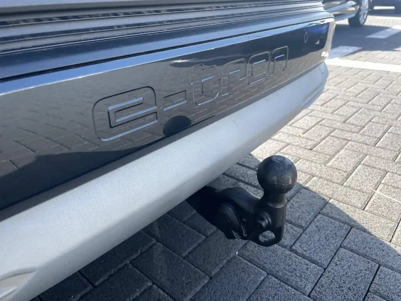 Audi Q4 40 AHK RFK NAV ACC S-LINE, миниатюра 15
