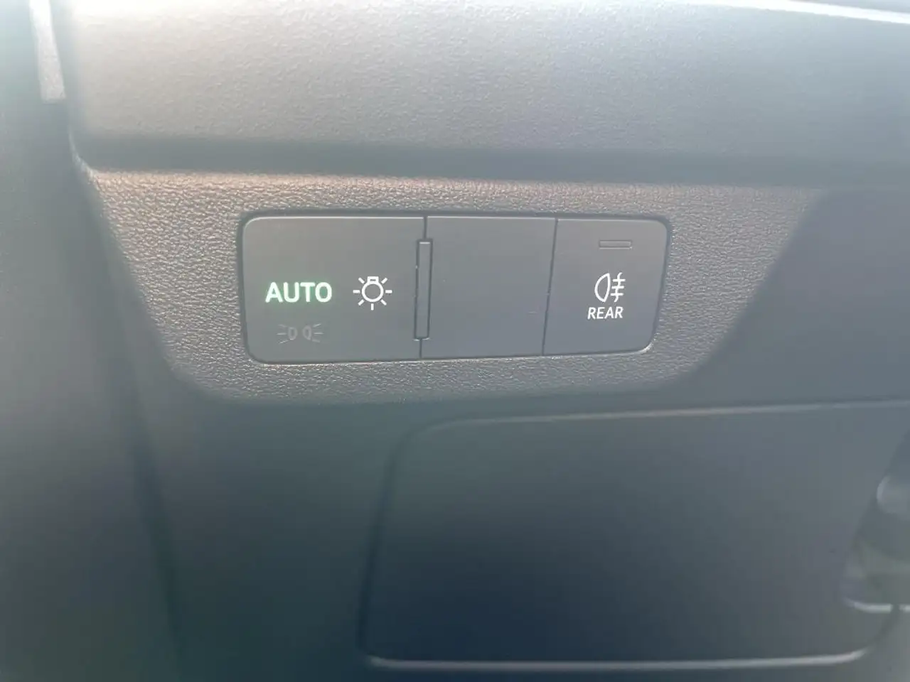 Audi Q4 40 AHK RFK NAV ACC S-LINE, миниатюра 20