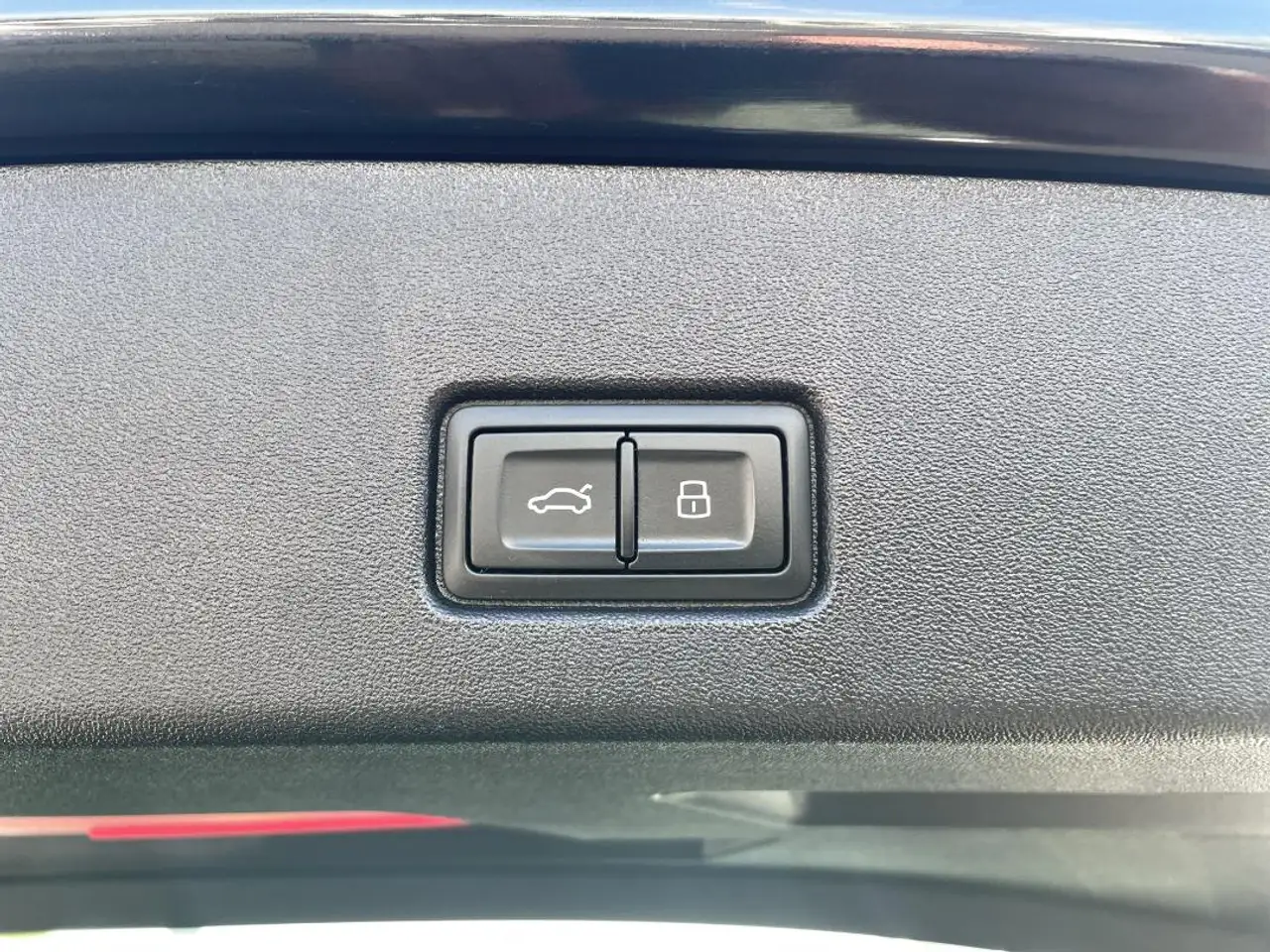 Audi Q4 40 AHK RFK NAV ACC S-LINE, миниатюра 14