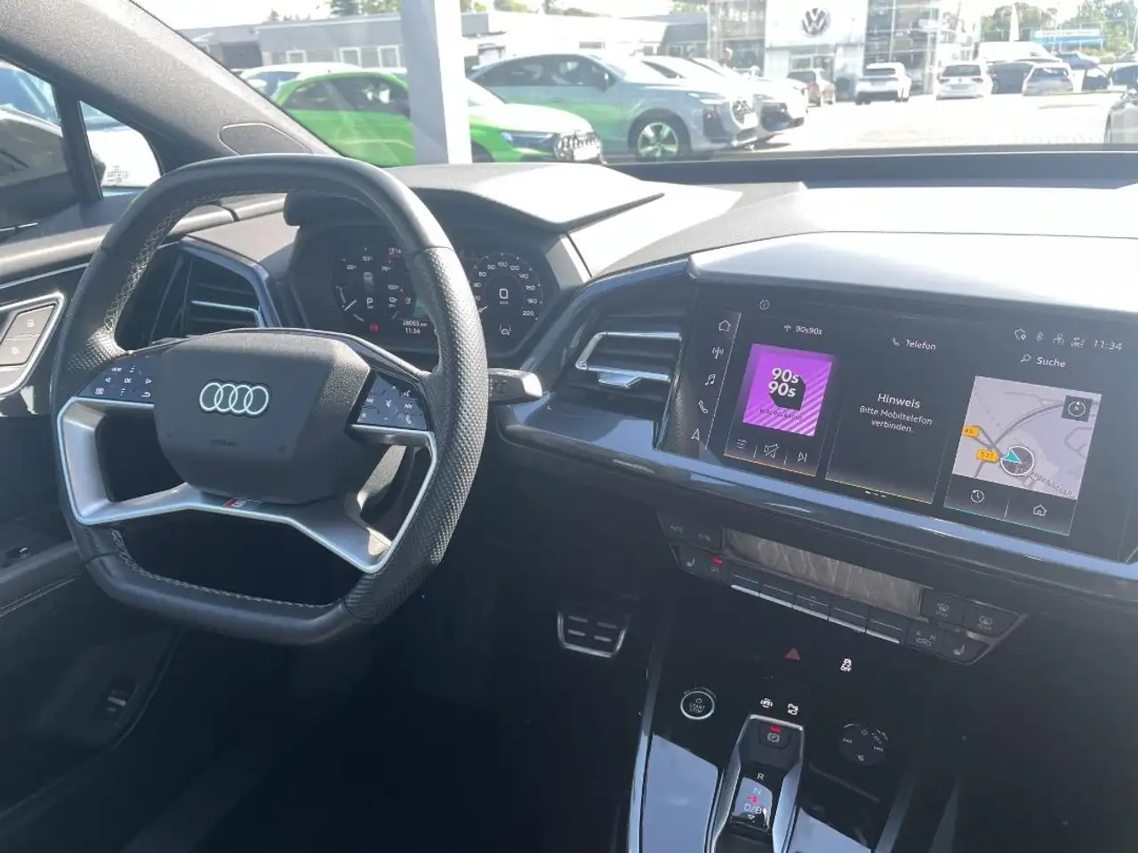 Audi Q4 40 AHK RFK NAV ACC S-LINE, миниатюра 18
