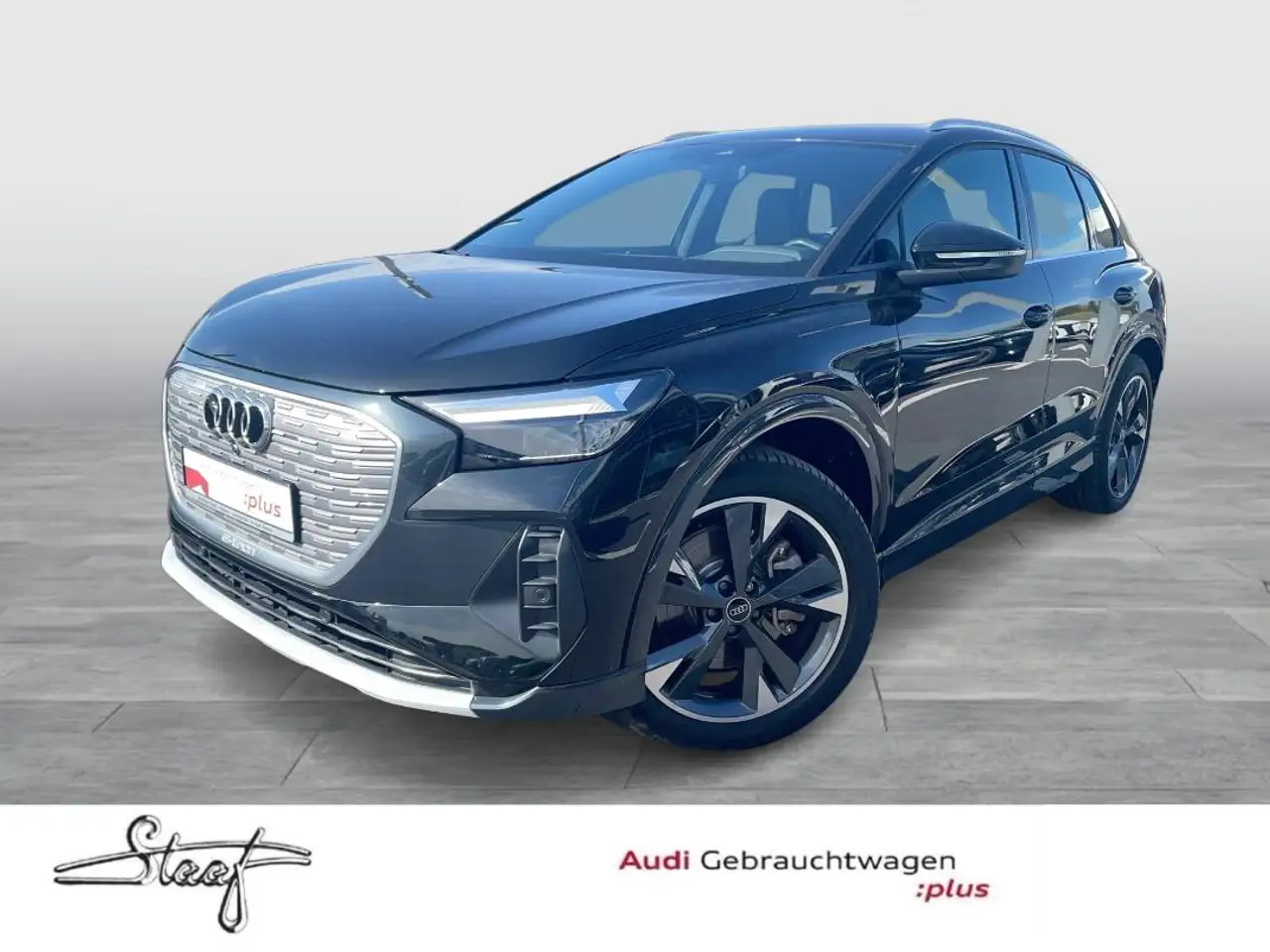 Audi Q4 40 AHK RFK NAV ACC S-LINE