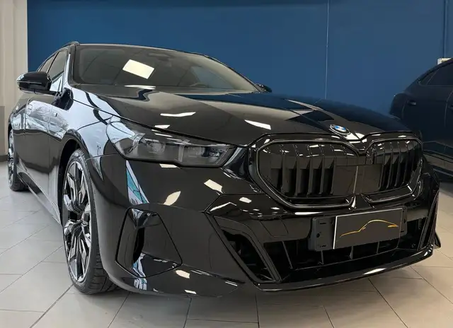 BMW 540 540d Touring 48V xdrive MSport Pro auto