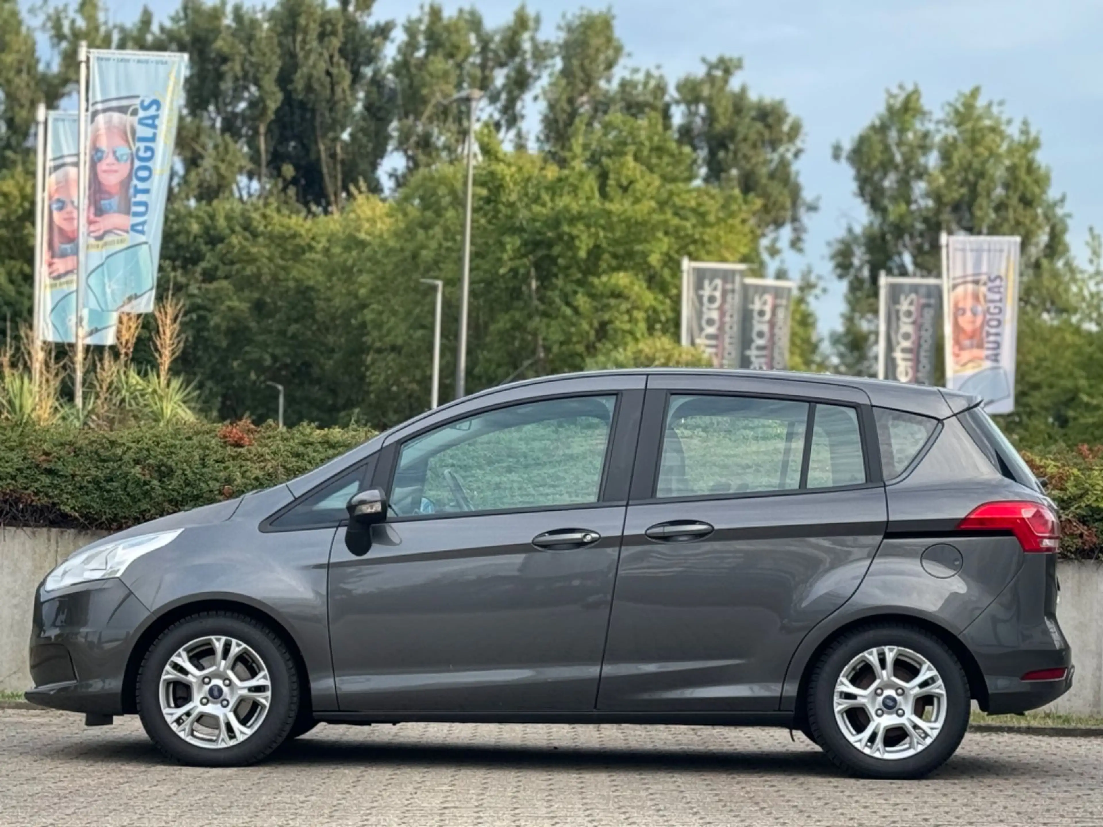 Ford B-Max B-MAX Sync Edition*KLIMA*SHZ*PDC*BLUET*TÜV — photo 2