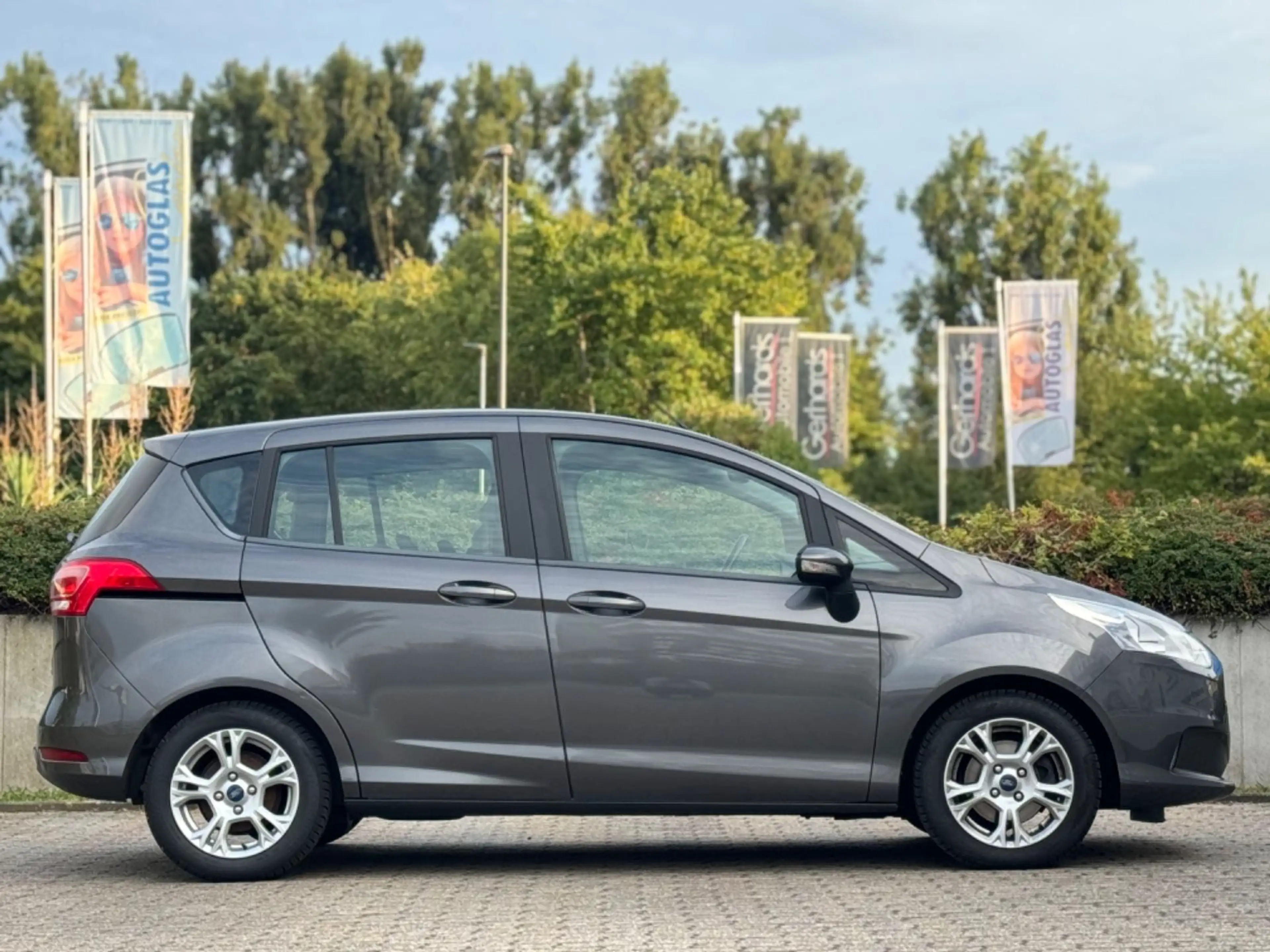 Ford B-Max B-MAX Sync Edition*KLIMA*SHZ*PDC*BLUET*TÜV — photo 5