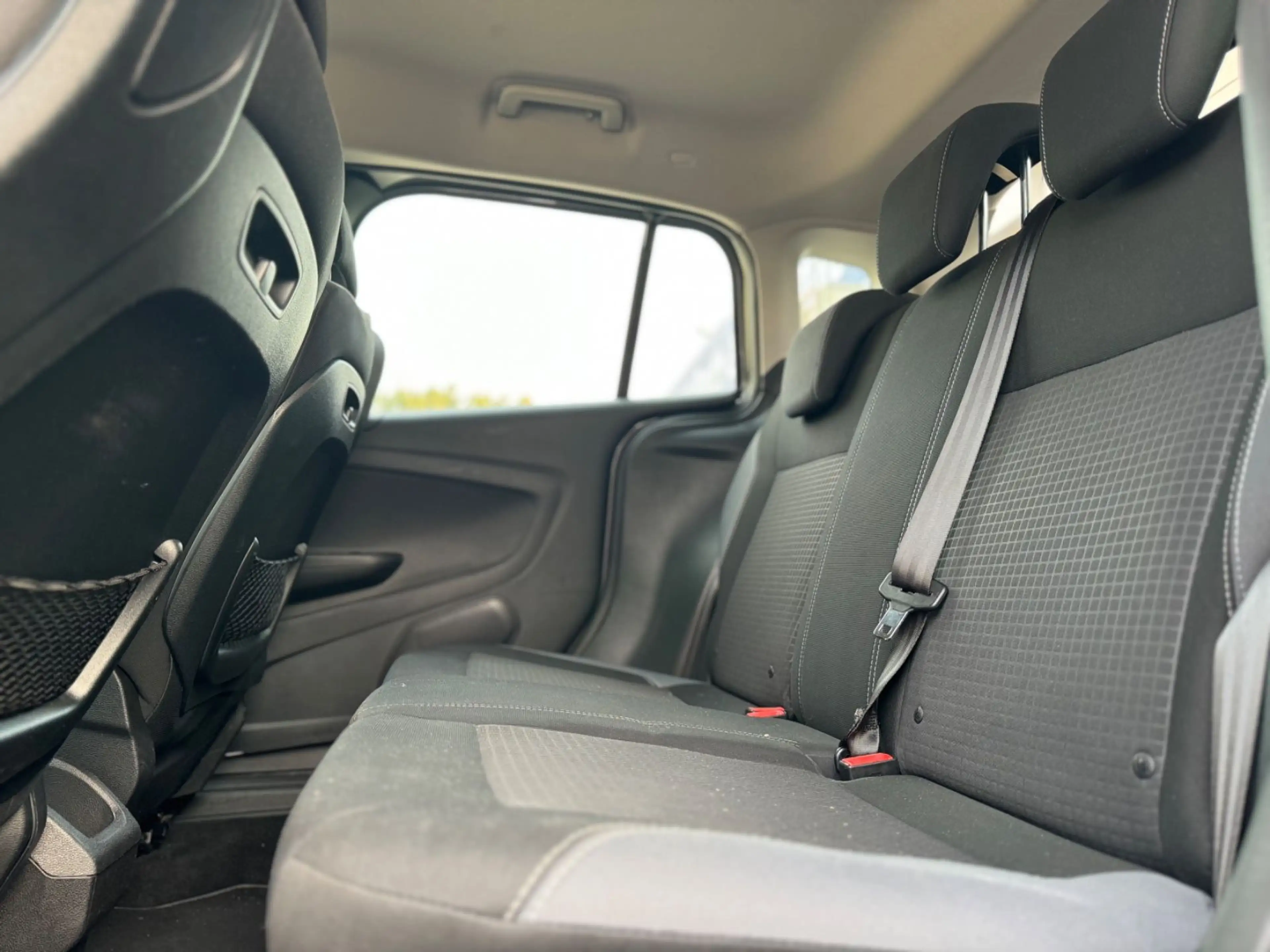 Ford B-Max B-MAX Sync Edition*KLIMA*SHZ*PDC*BLUET*TÜV — photo 14