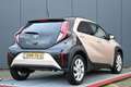 Toyota Aygo X 1.0 VVT-i S-CVT first automaat Bruin - thumbnail 2