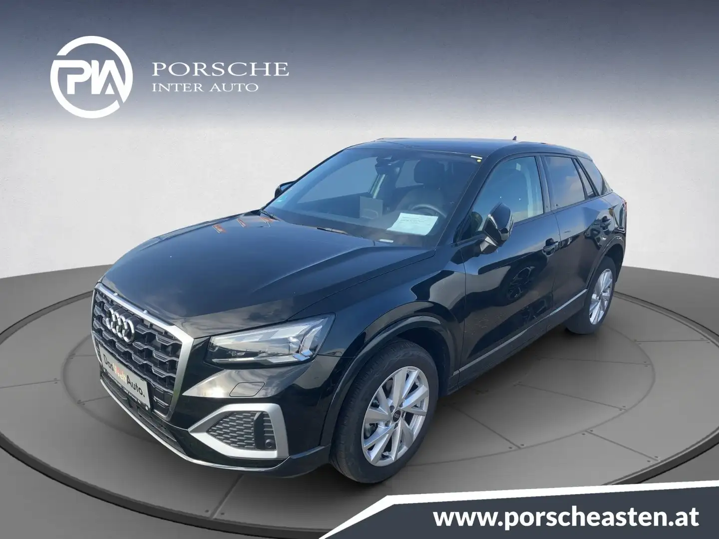 Audi Q2 35 TFSI basis Schwarz - 1