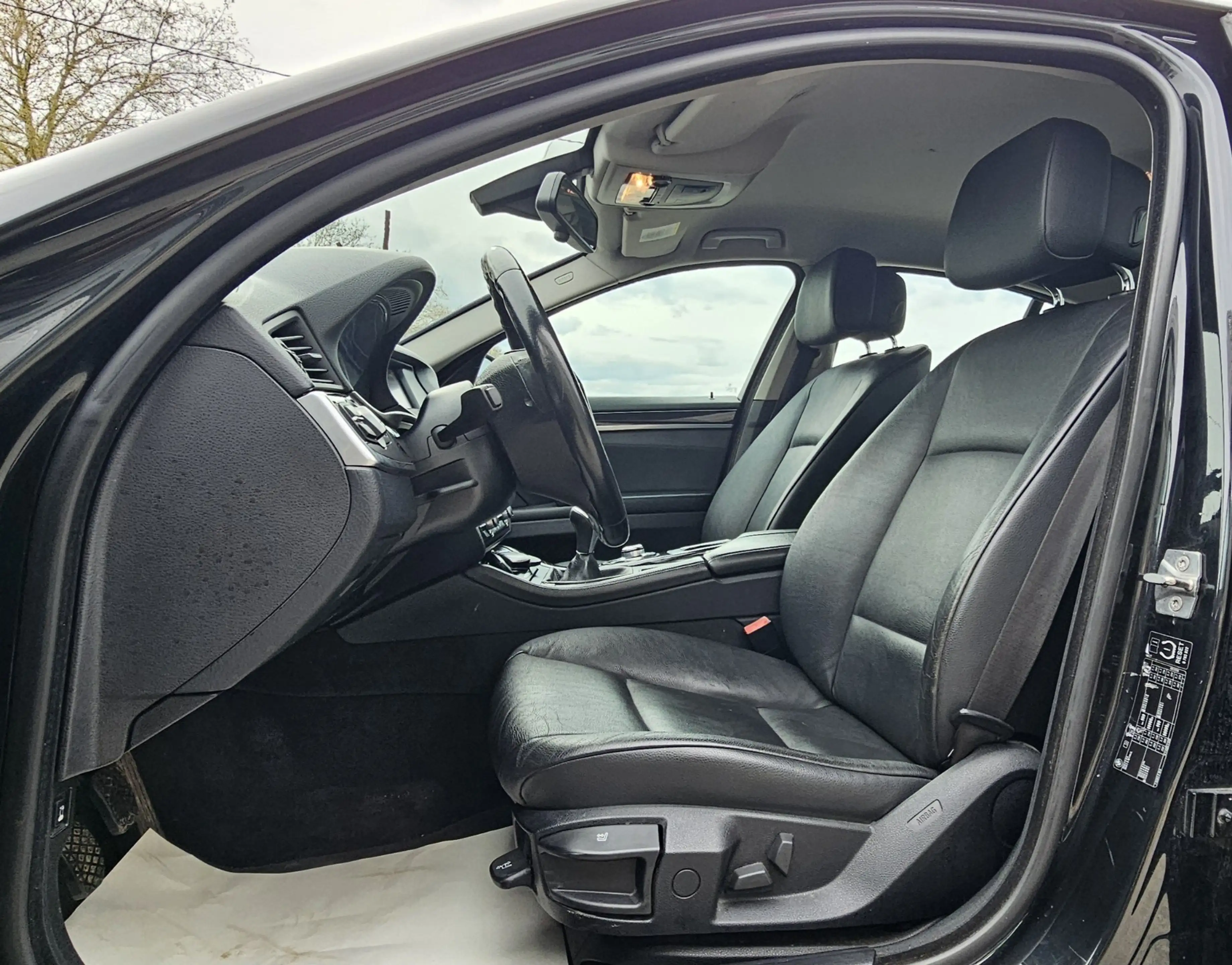 BMW 525 525d - 287CV — photo 10