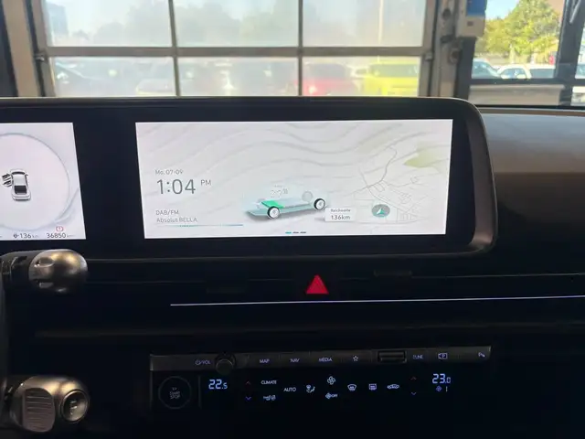 Hyundai Ioniq 6 view 11