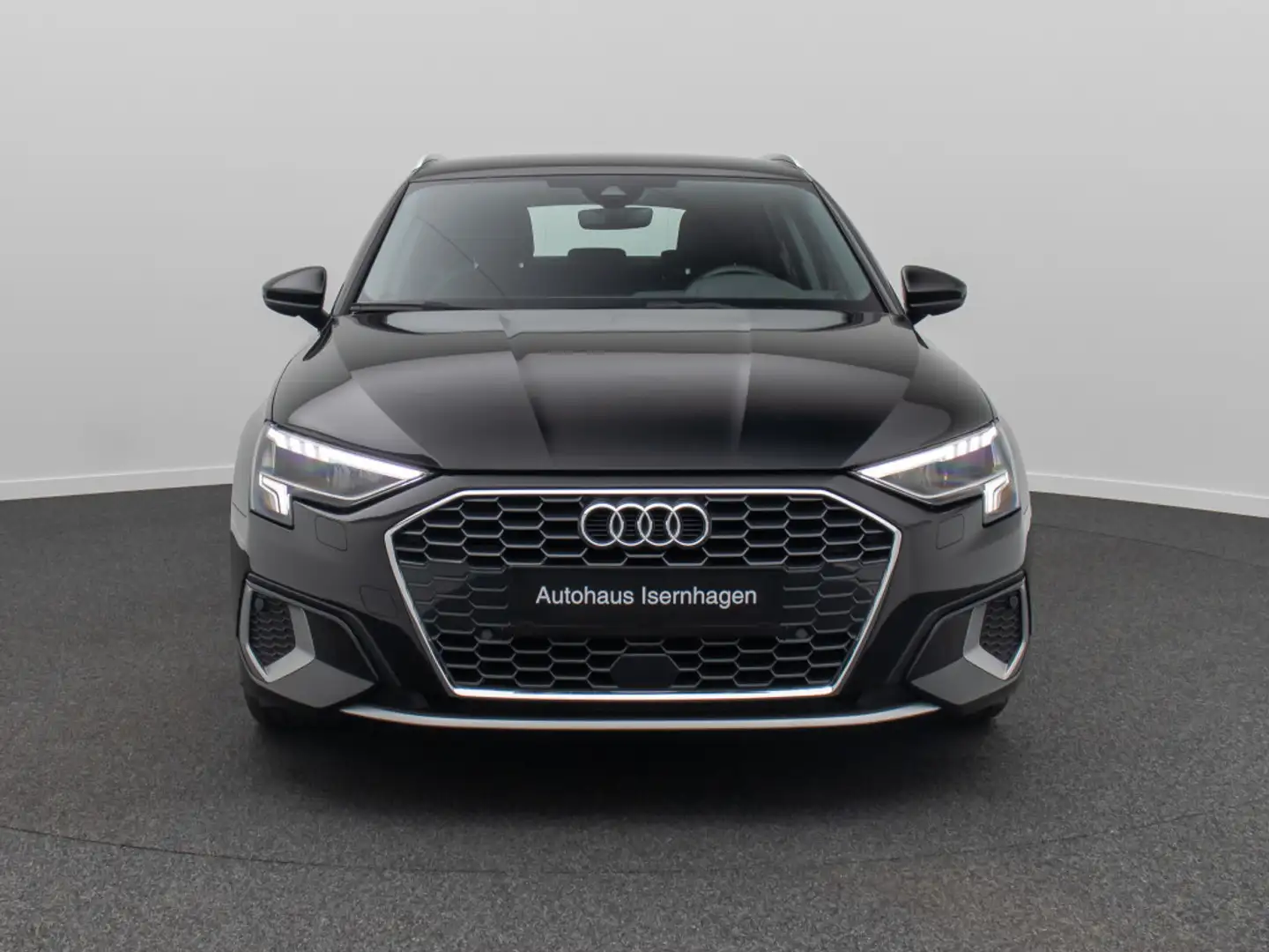 Audi A3 35 TFSI Sportback LED PDC Sound Tempomat AHK Black - 2
