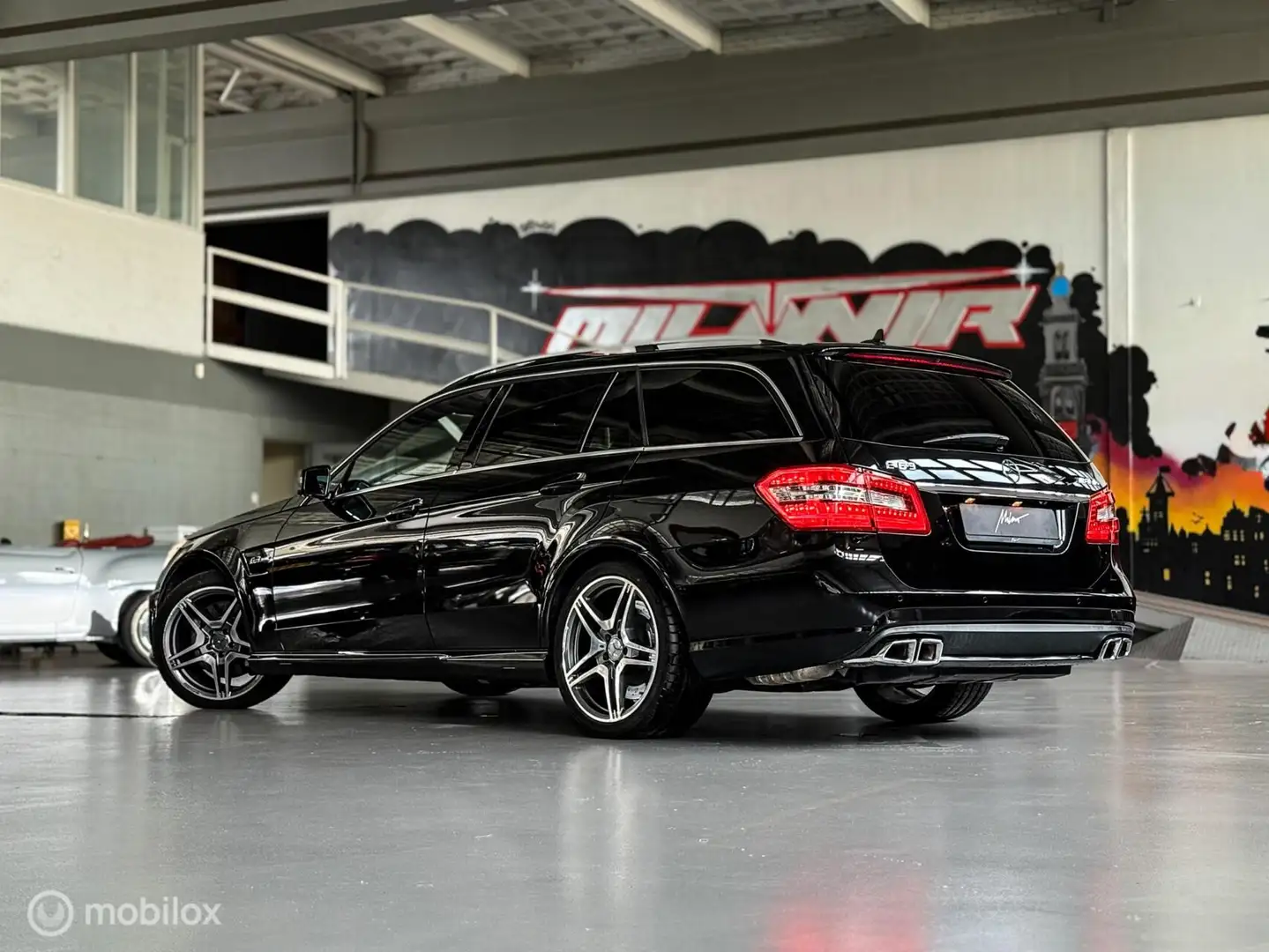 Mercedes-Benz E 63 AMG Estate 6.3 V8 |Pano |Memory |H&K Schwarz - 2