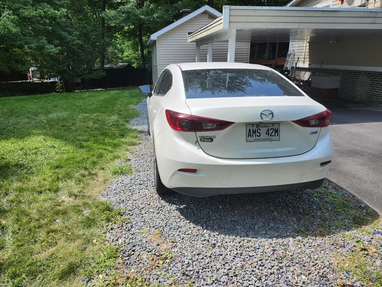 Mazda 3 снимка Mazda 3