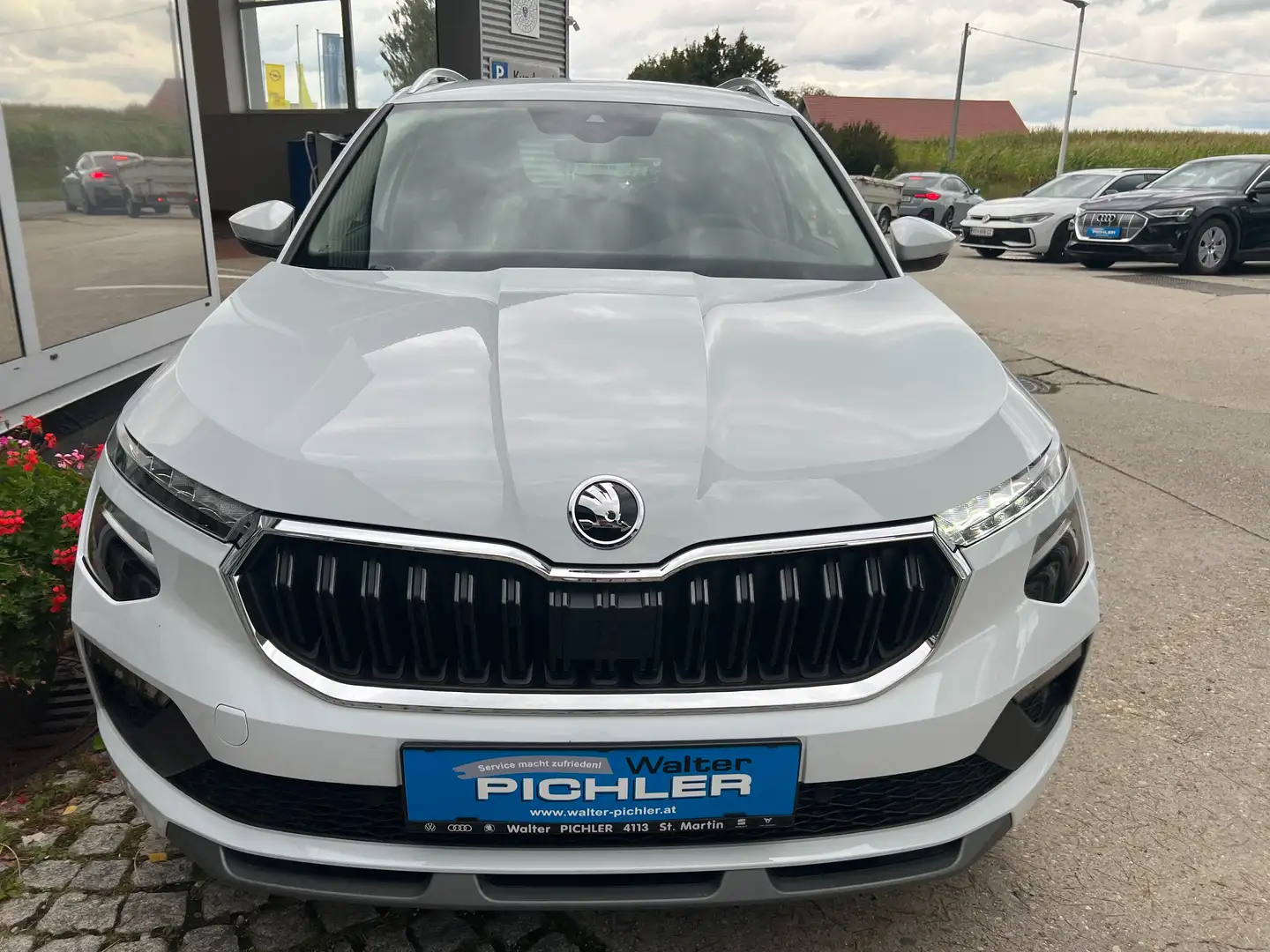 Skoda Kamiq Selection TSI Weiß - 2