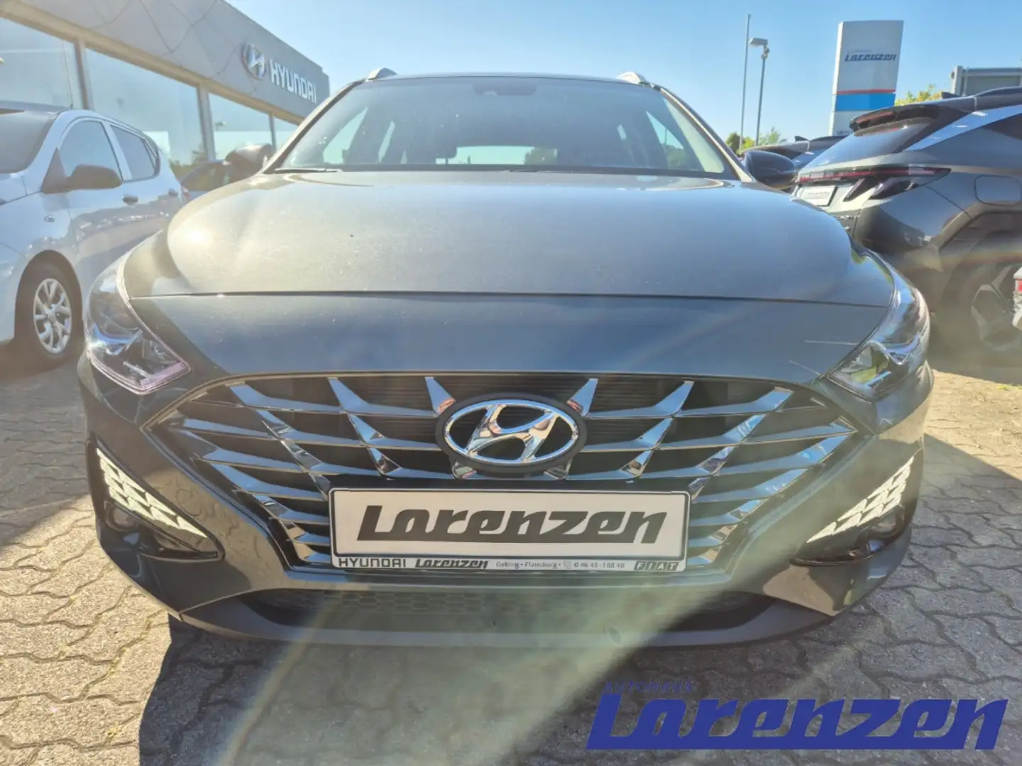 Hyundai i30 cw Mild-Hybrid 7DCT Kombi Apple CarPlay Android Au Grau - 2