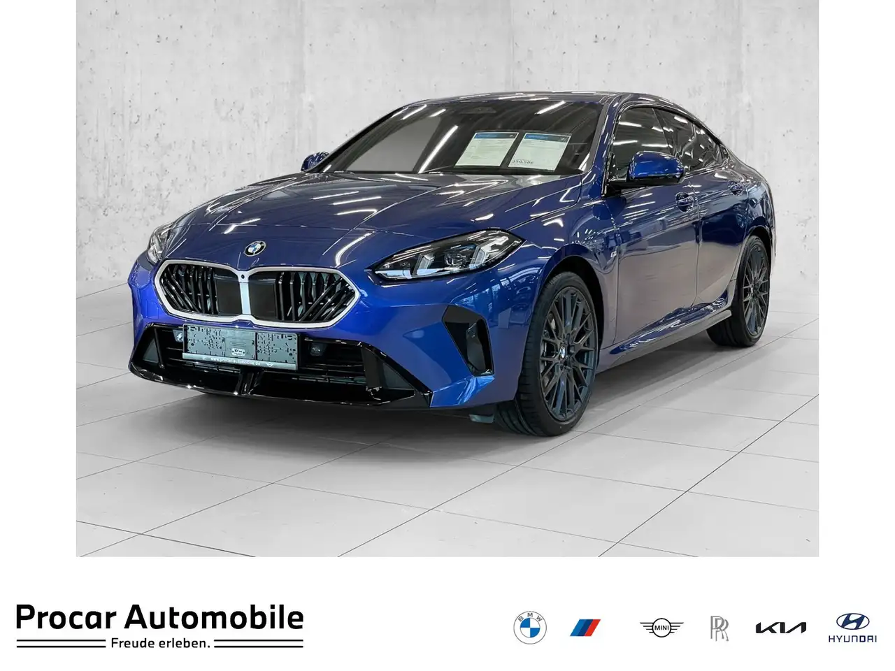 BMW 220