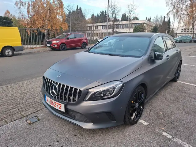 Mercedes-Benz A 220 CDI / d 4Matic