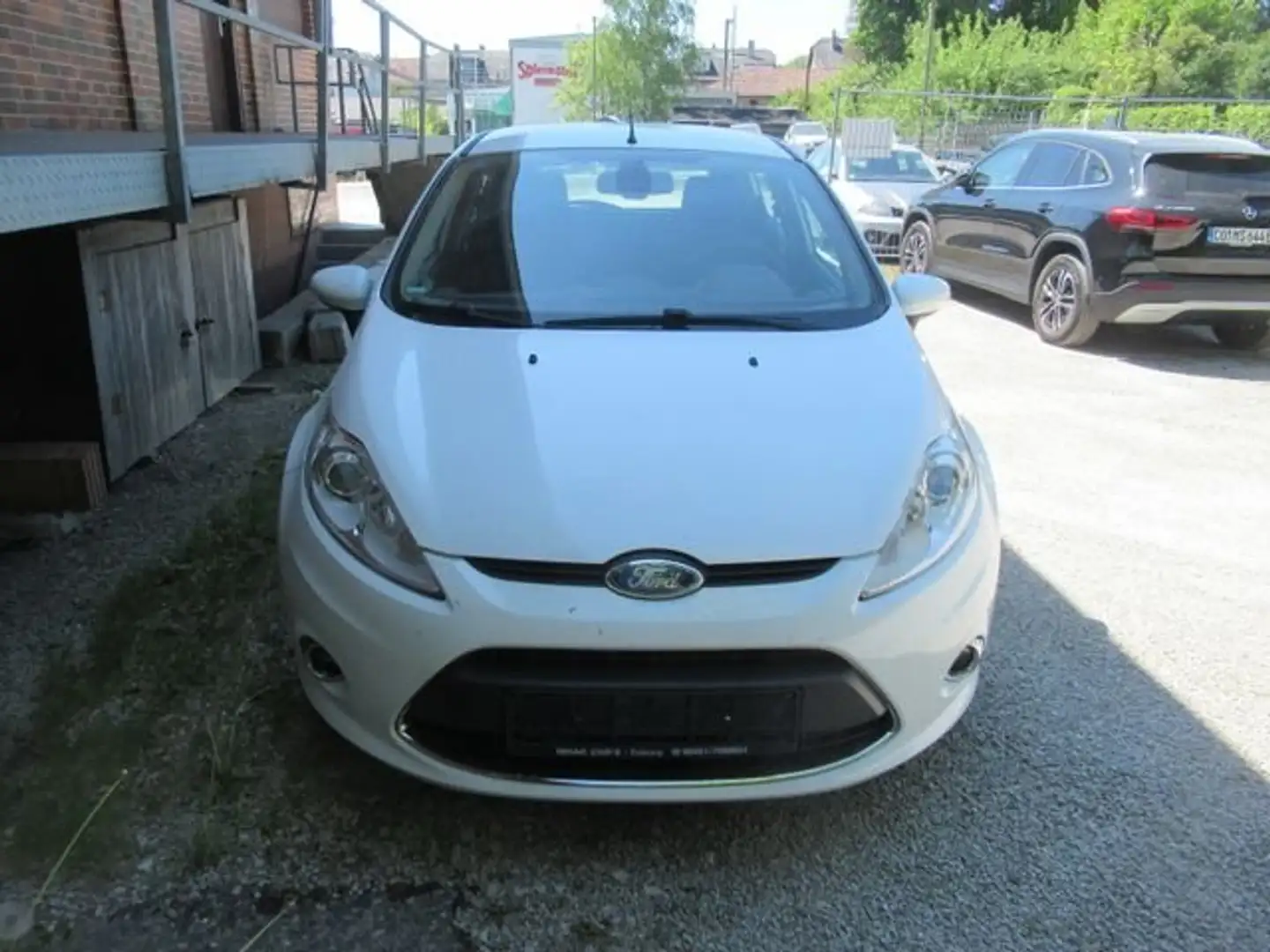 Ford Fiesta 1.25 Titanium Weiß - 1