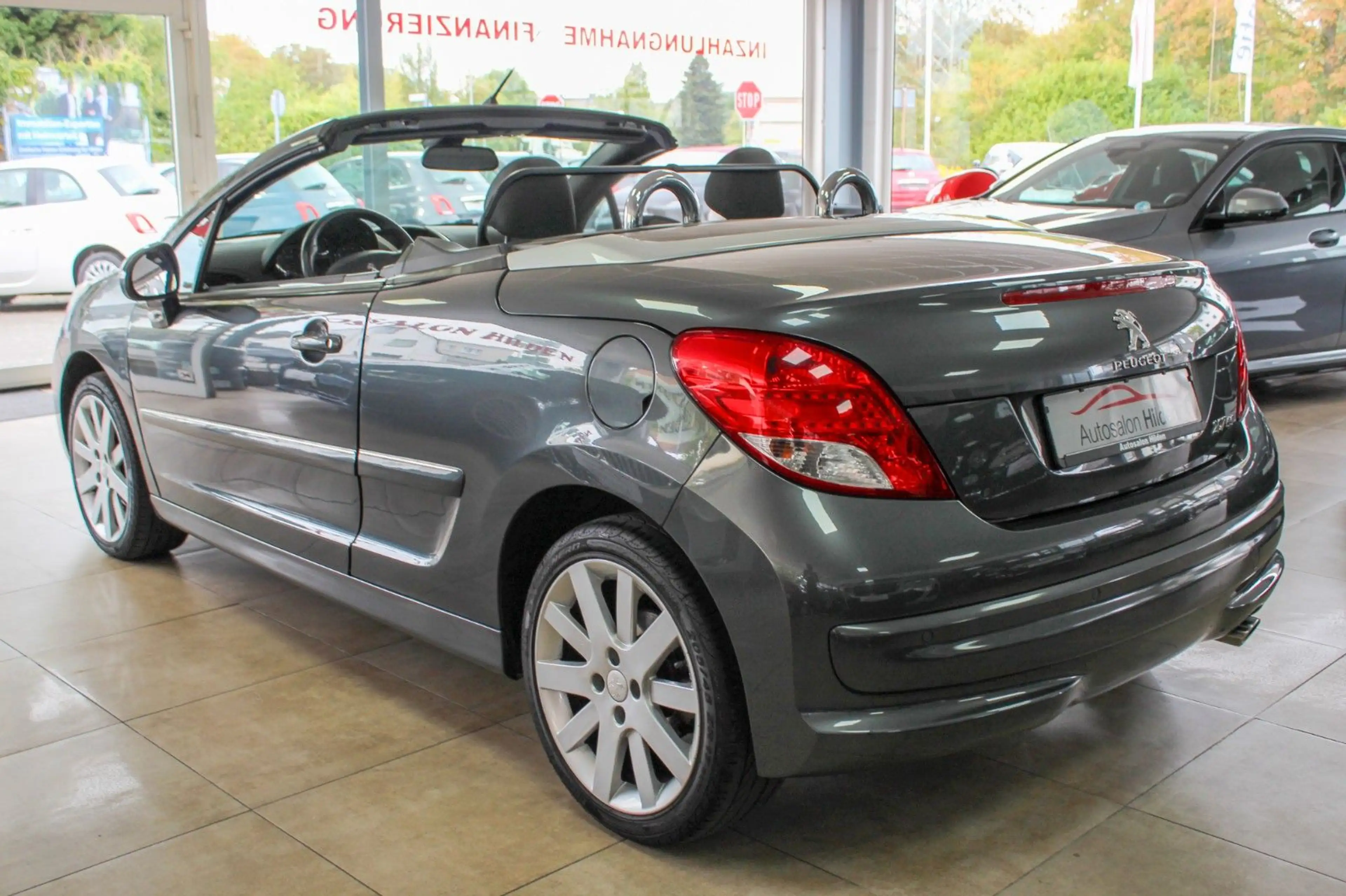 Peugeot 207 CC 1.6 16V Allure Leder PDC Sitzheizung — photo 8