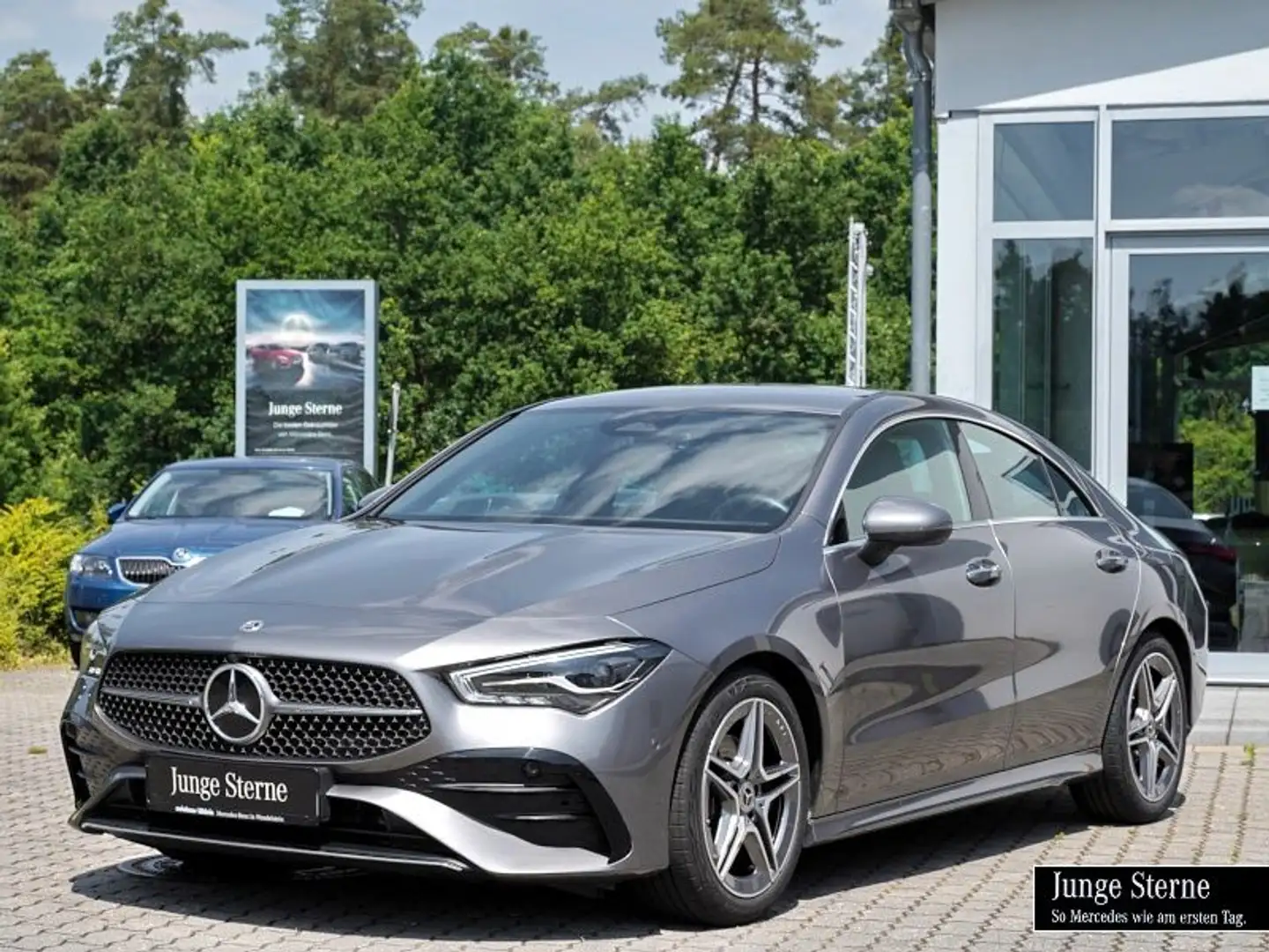 Mercedes-Benz CLA 180 AMG ADVP AMBIENTE+KAM+18''+LENKRADHZG+KE Grijs - 2