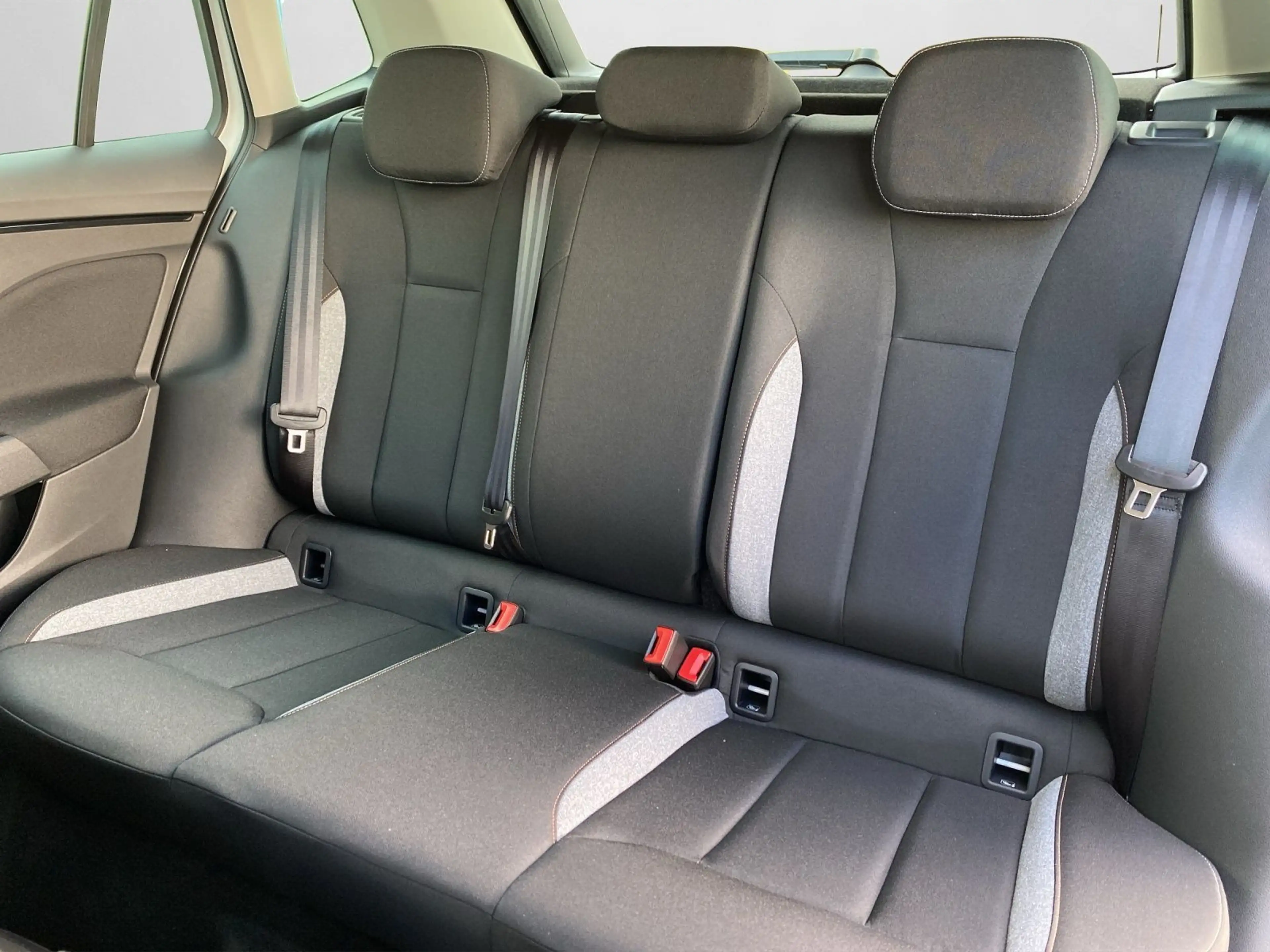 Skoda Kamiq Balance 1,0 TSI AHK/ Wireless SmartLink/ B — photo 11