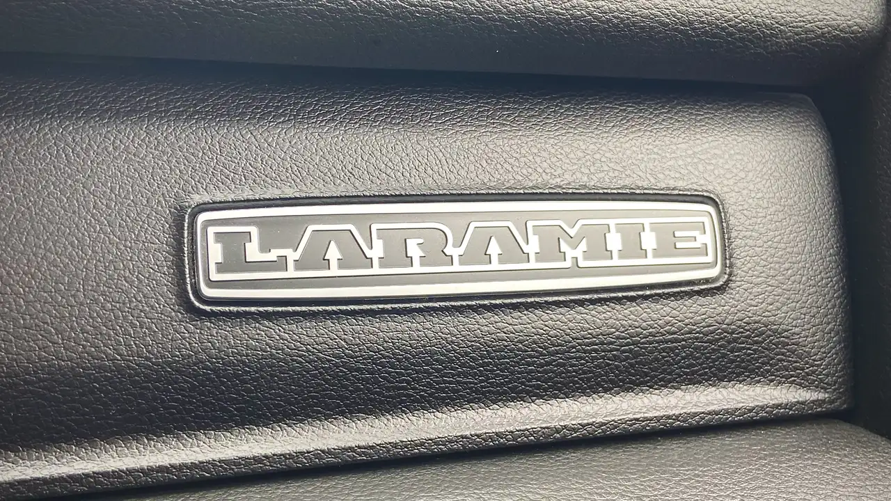 RAM 2500 снимка RAM 2500