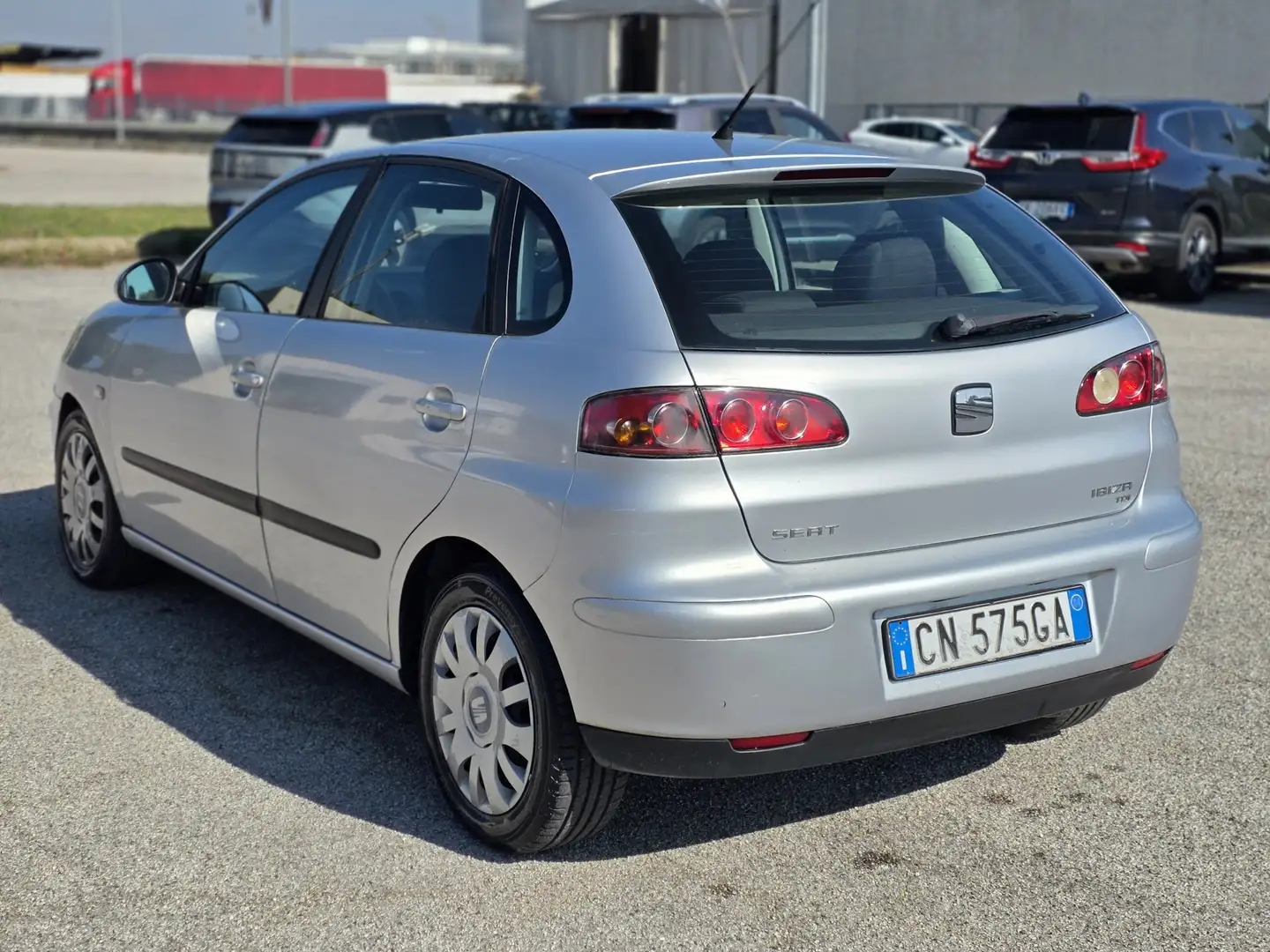 SEAT Ibiza 5p 1.4 tdi Stylance (signo) - 1