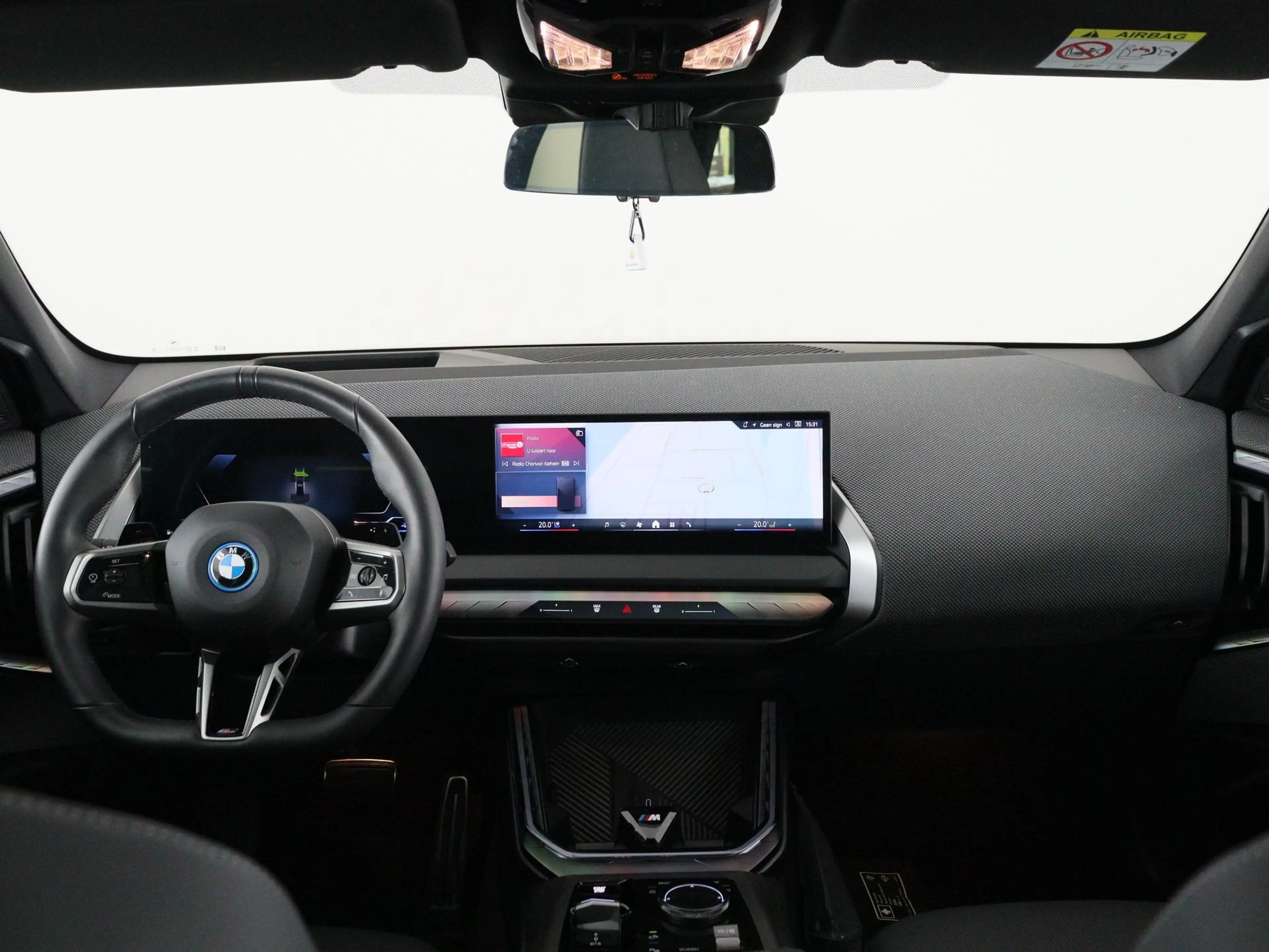BMW X3 30e xDrive — photo 14