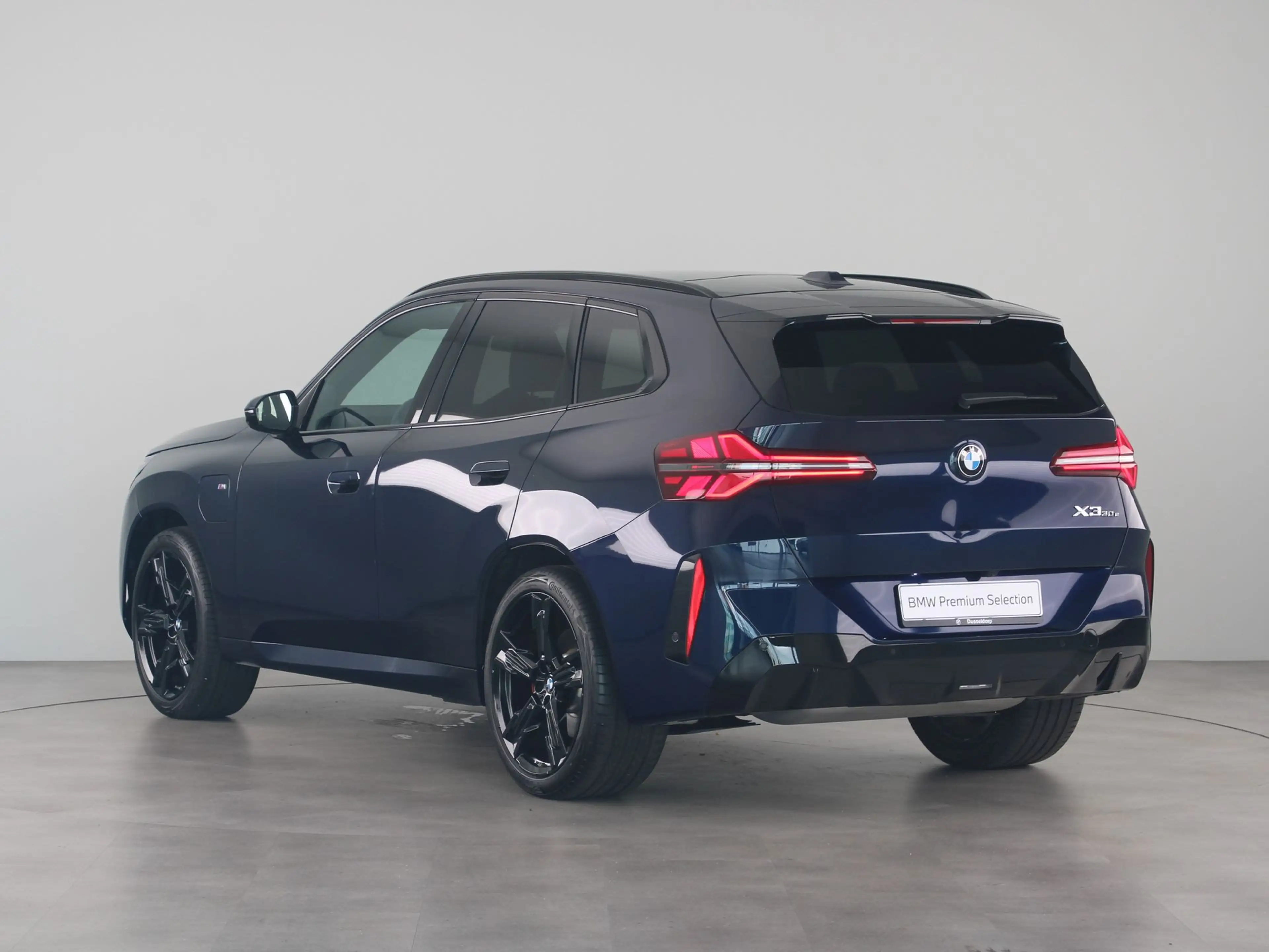 BMW X3 30e xDrive — photo 12