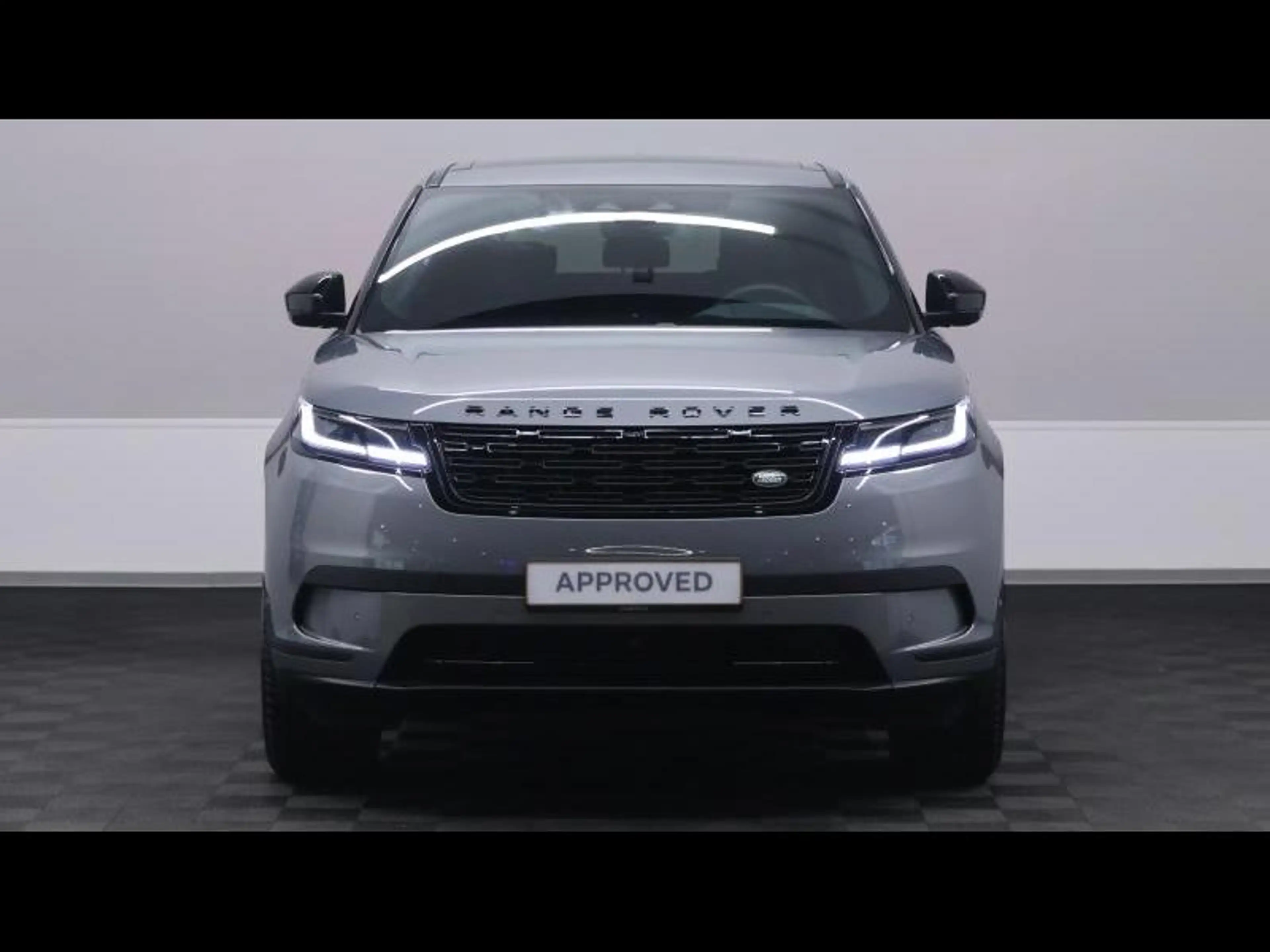 Land Rover Range Rover Velar D200 S AWD Auto — photo 2