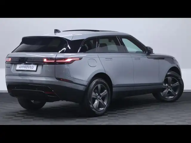 Land Rover Range Rover Velar view 4