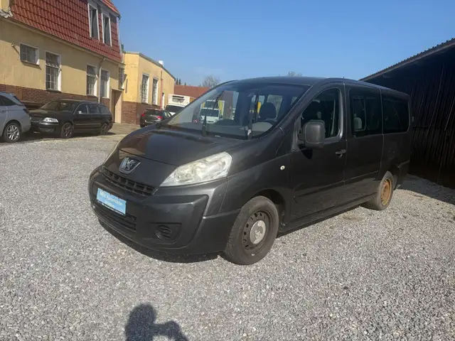 Peugeot Expert L2H1 Esplanade